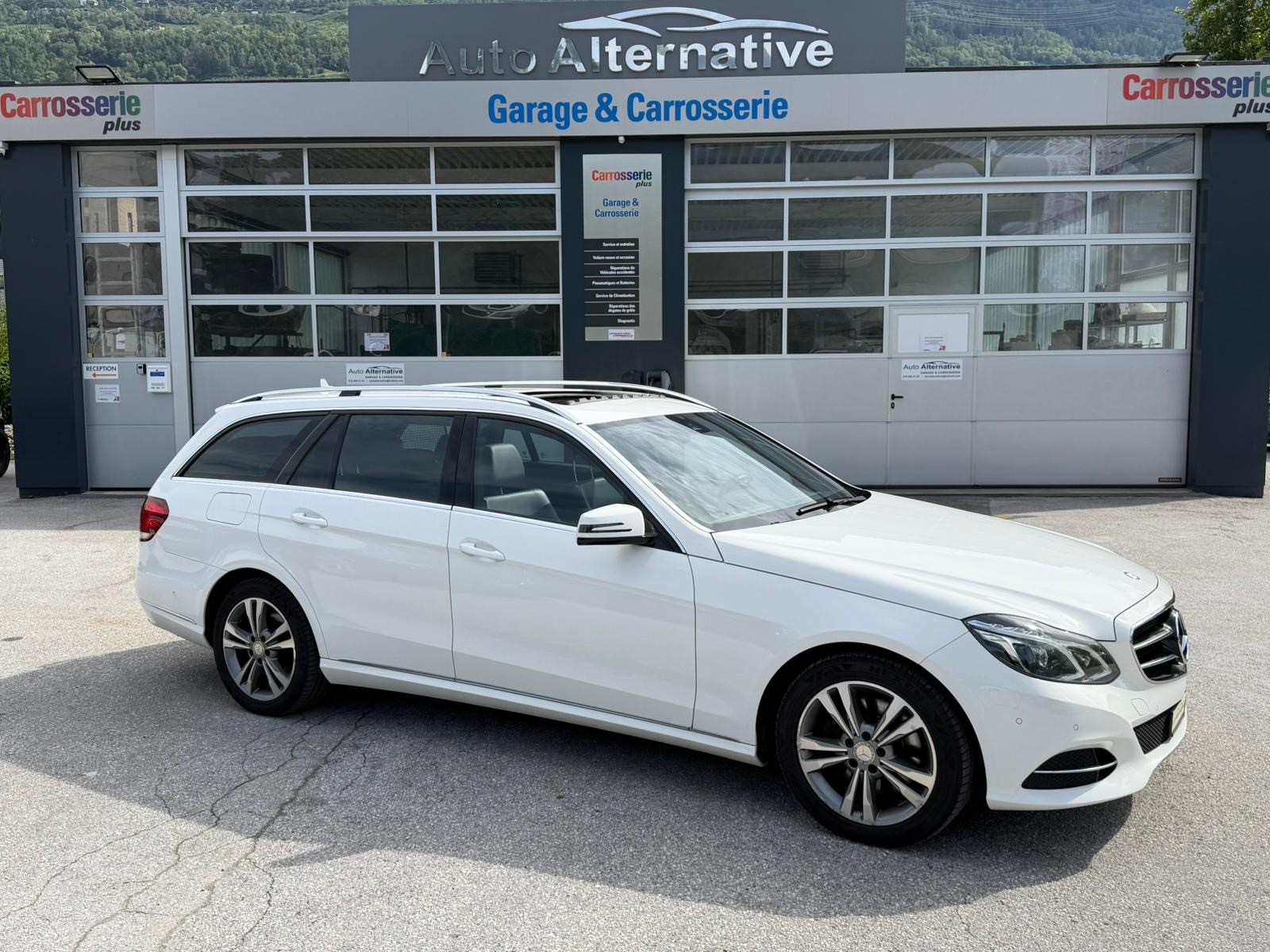 MERCEDES-BENZ E 250 CDI Avantgarde 4Matic 7G-Tronic-showroom-element-1