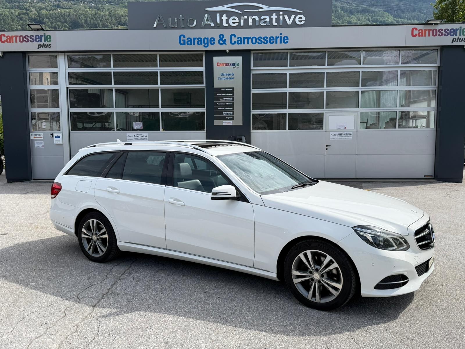 MERCEDES-BENZ E 250 CDI Avantgarde 4Matic 7G-Tronic-showroom-element-2
