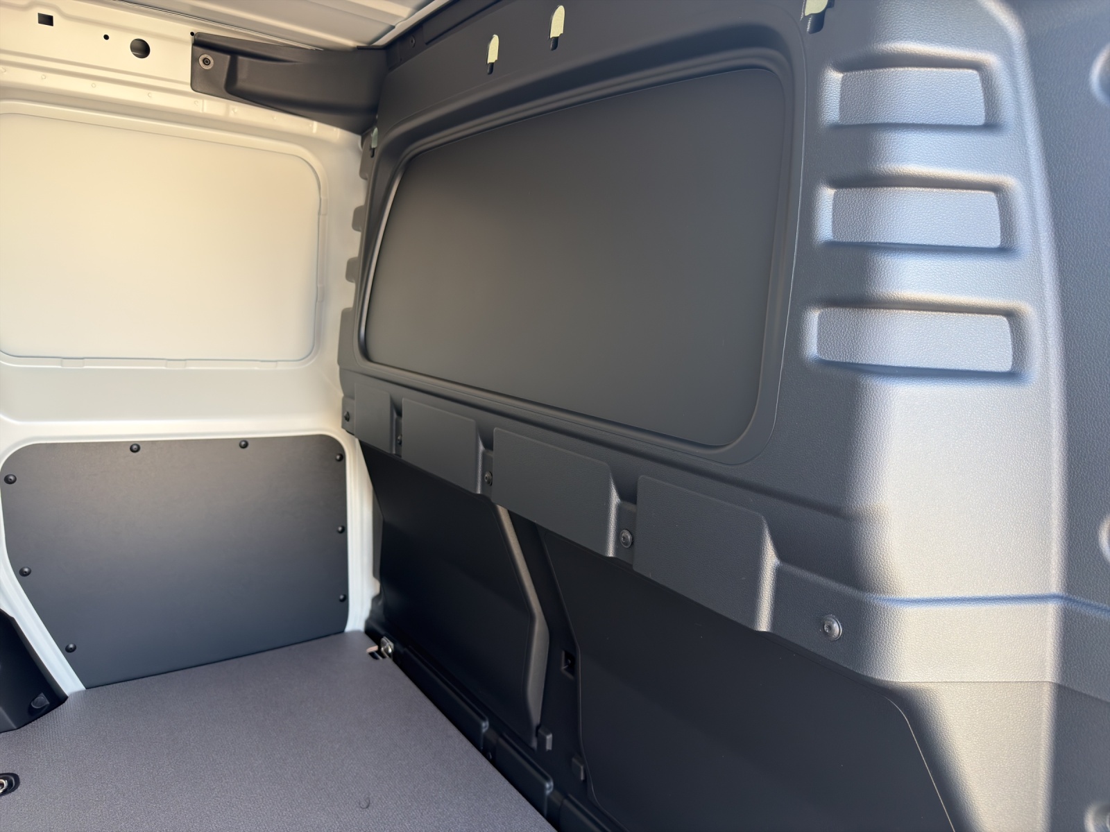 VW Caddy Cargo 1.5 TSI-image-11