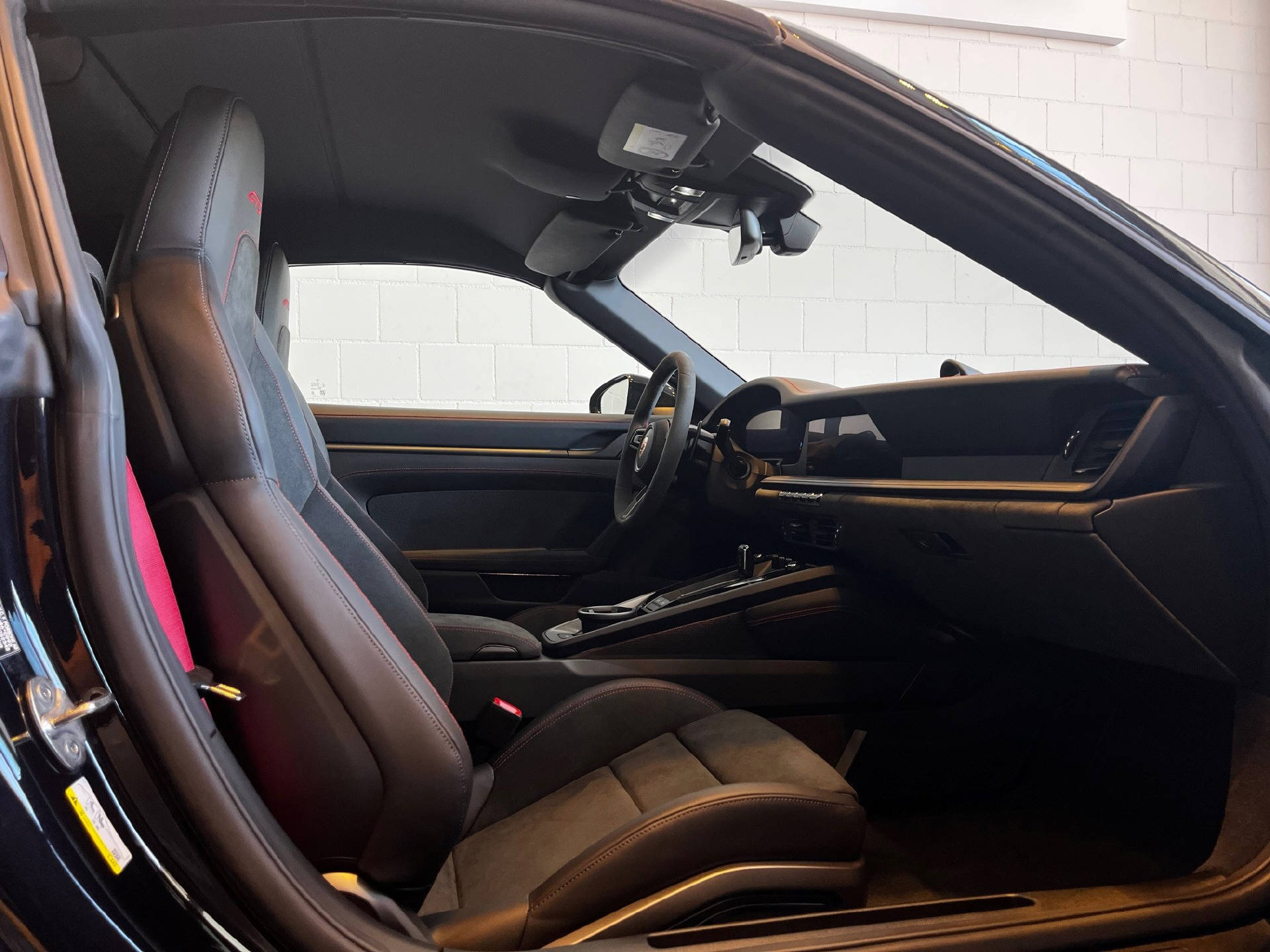 PORSCHE 911 Targa 3.6 Carrera 4 GTS PDK-image-22