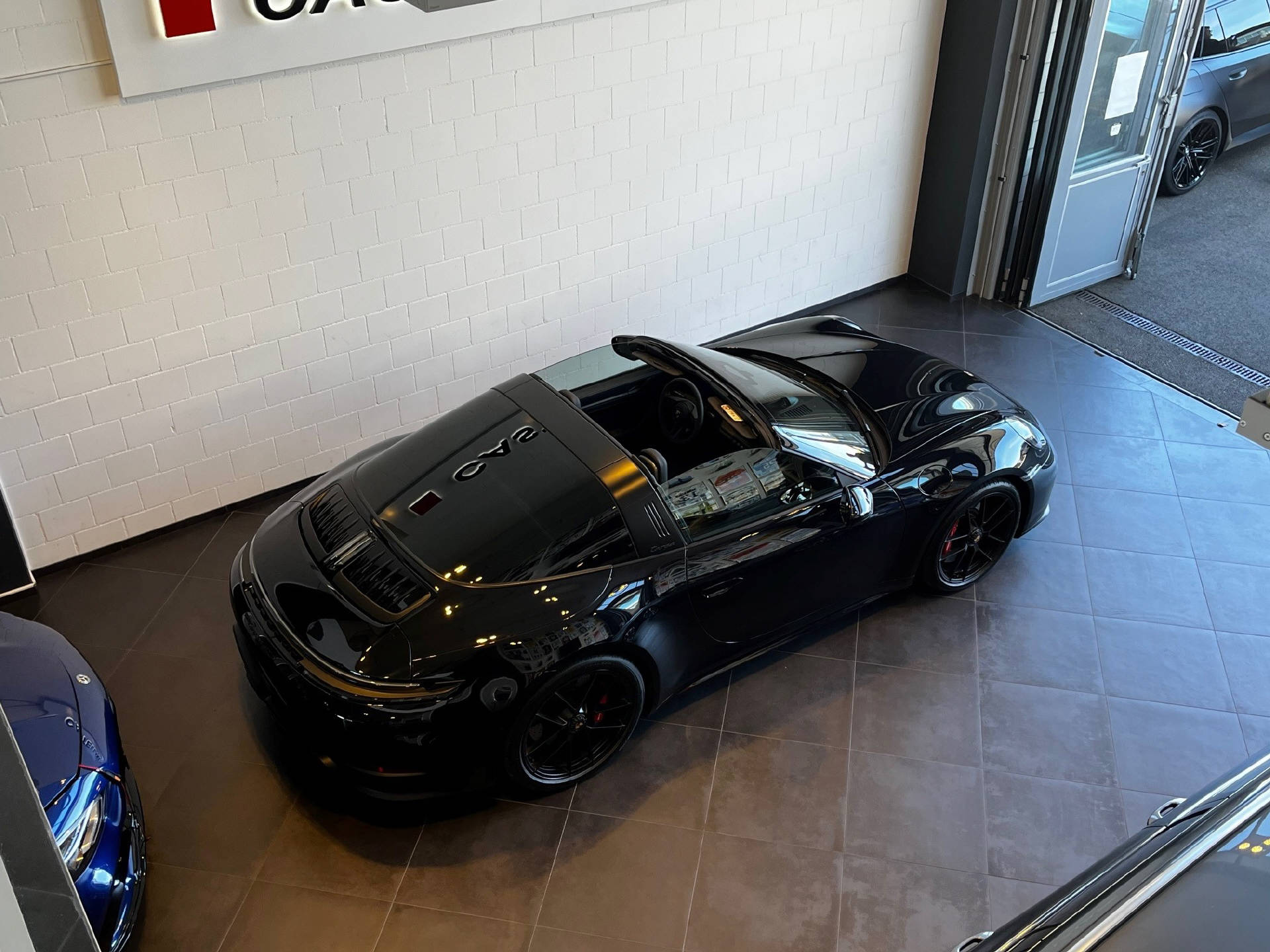 PORSCHE 911 Targa 3.6 Carrera 4 GTS PDK-image-12