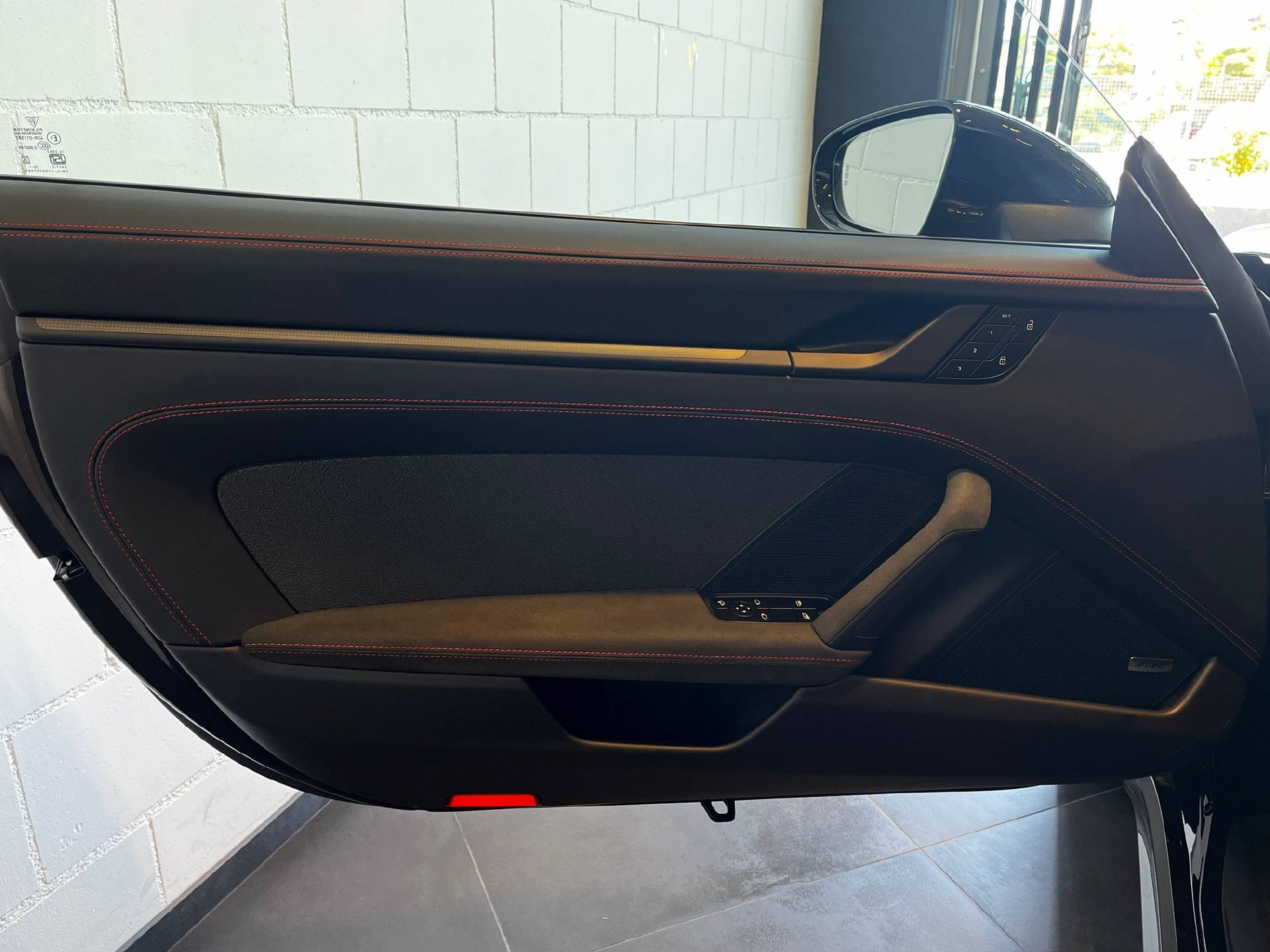 PORSCHE 911 Targa 3.6 Carrera 4 GTS PDK-image-30