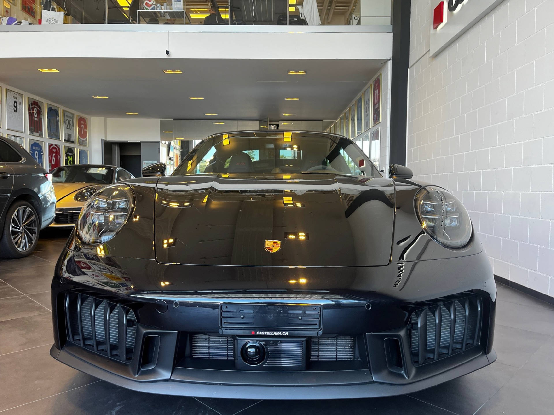 PORSCHE 911 Targa 3.6 Carrera 4 GTS PDK-showroom-element-3