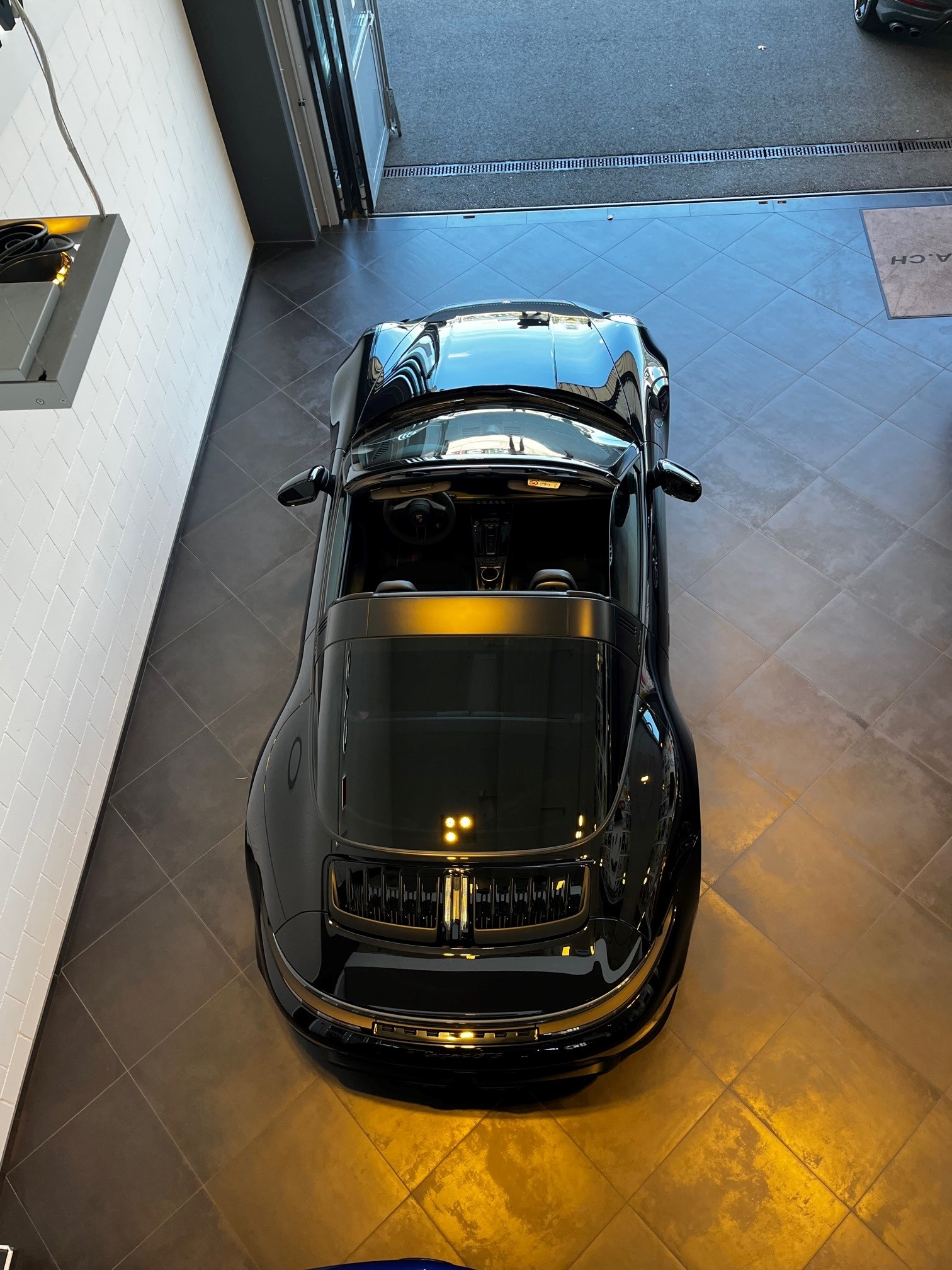 PORSCHE 911 Targa 3.6 Carrera 4 GTS PDK-image-17