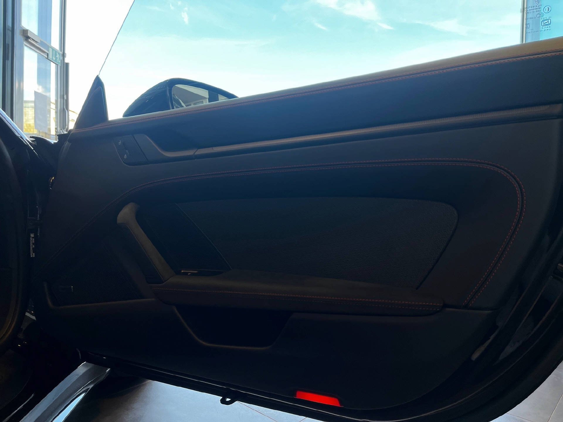 PORSCHE 911 Targa 3.6 Carrera 4 GTS PDK-image-31