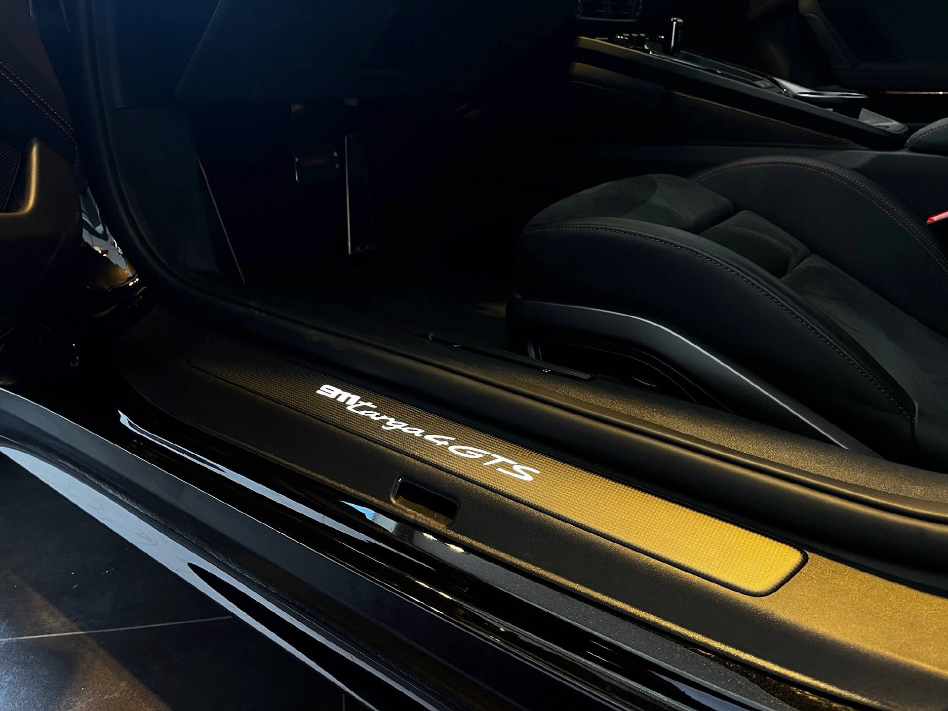 PORSCHE 911 Targa 3.6 Carrera 4 GTS PDK-image-27