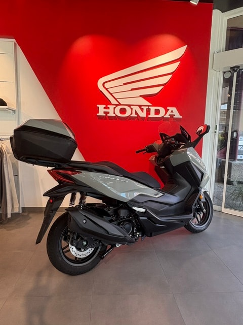 HONDA NSS 350 Smart Top Box-image-2