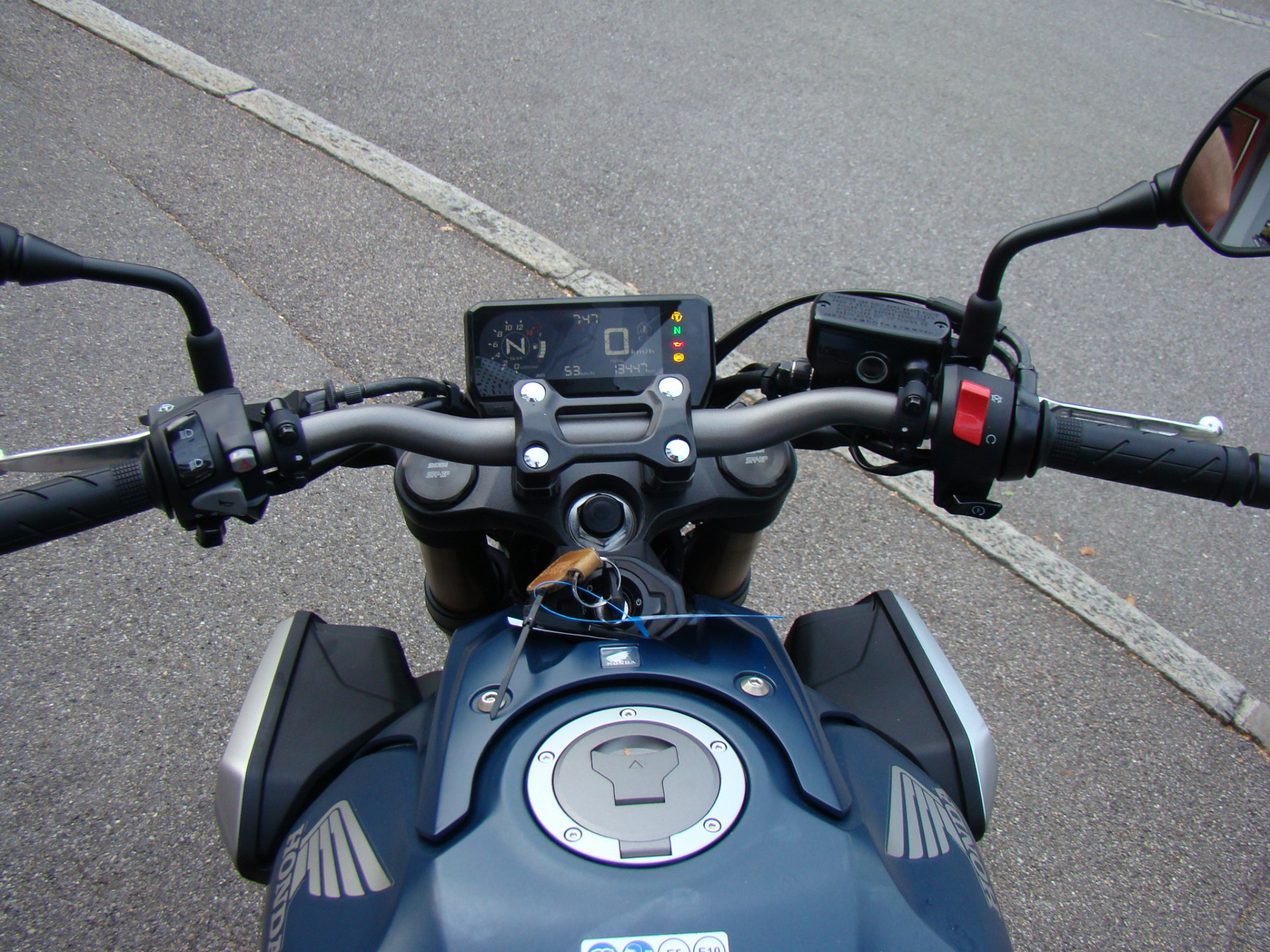 HONDA CB 650 R-image-4