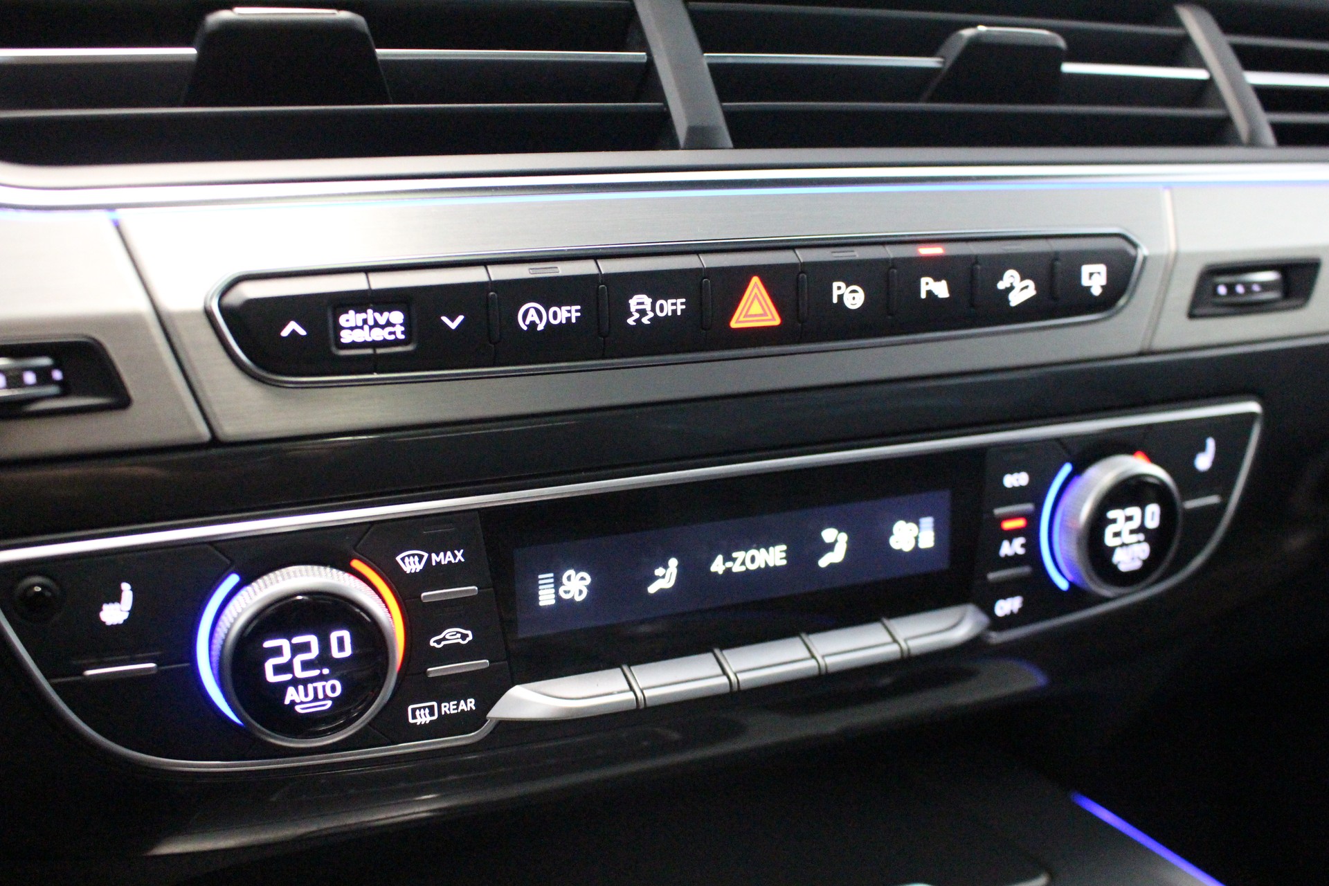 AUDI Q7 3.0 V6 TDI 272 quattro T-Tronic-image-19