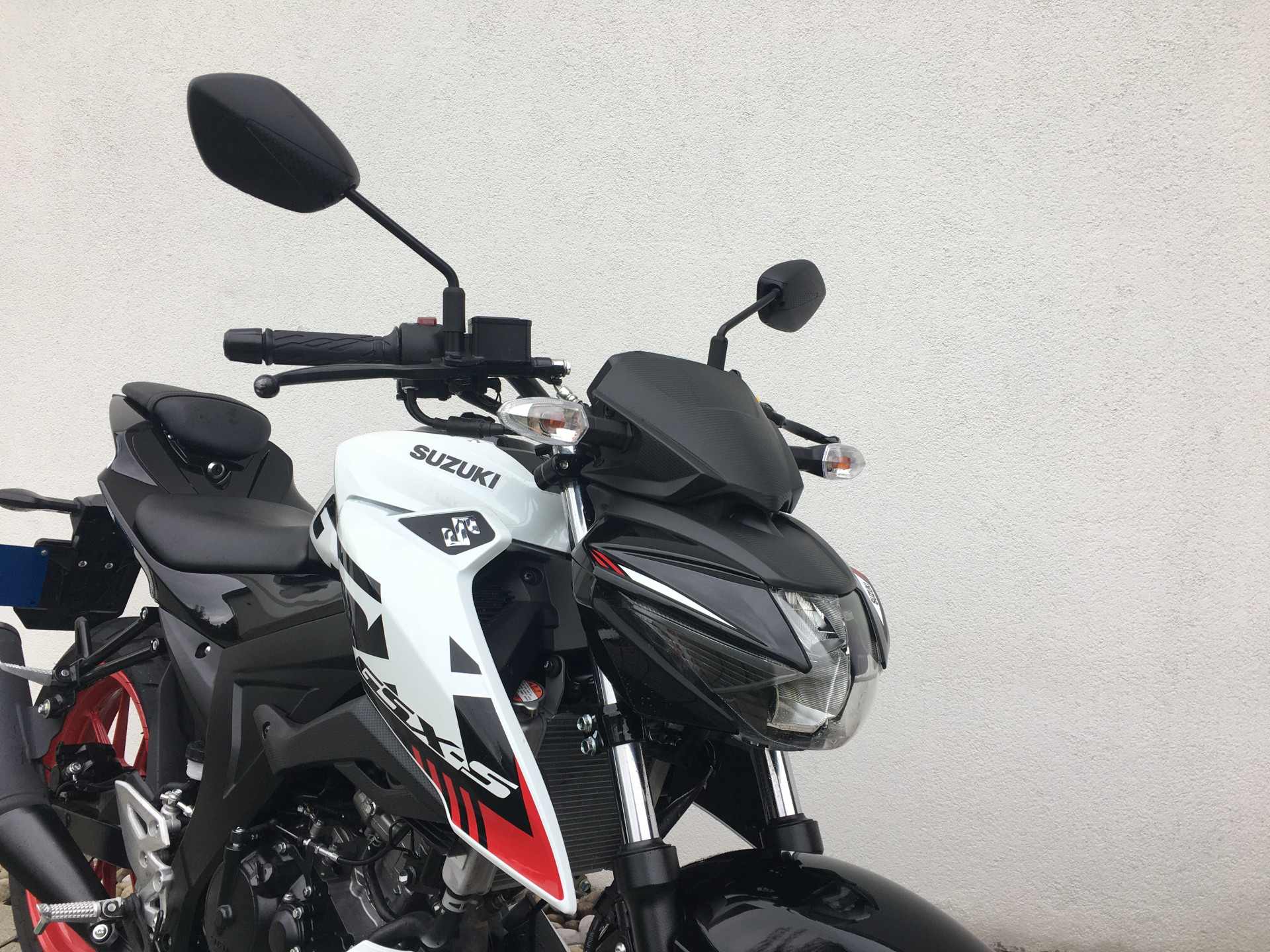 SUZUKI GSX-S 125-image-4