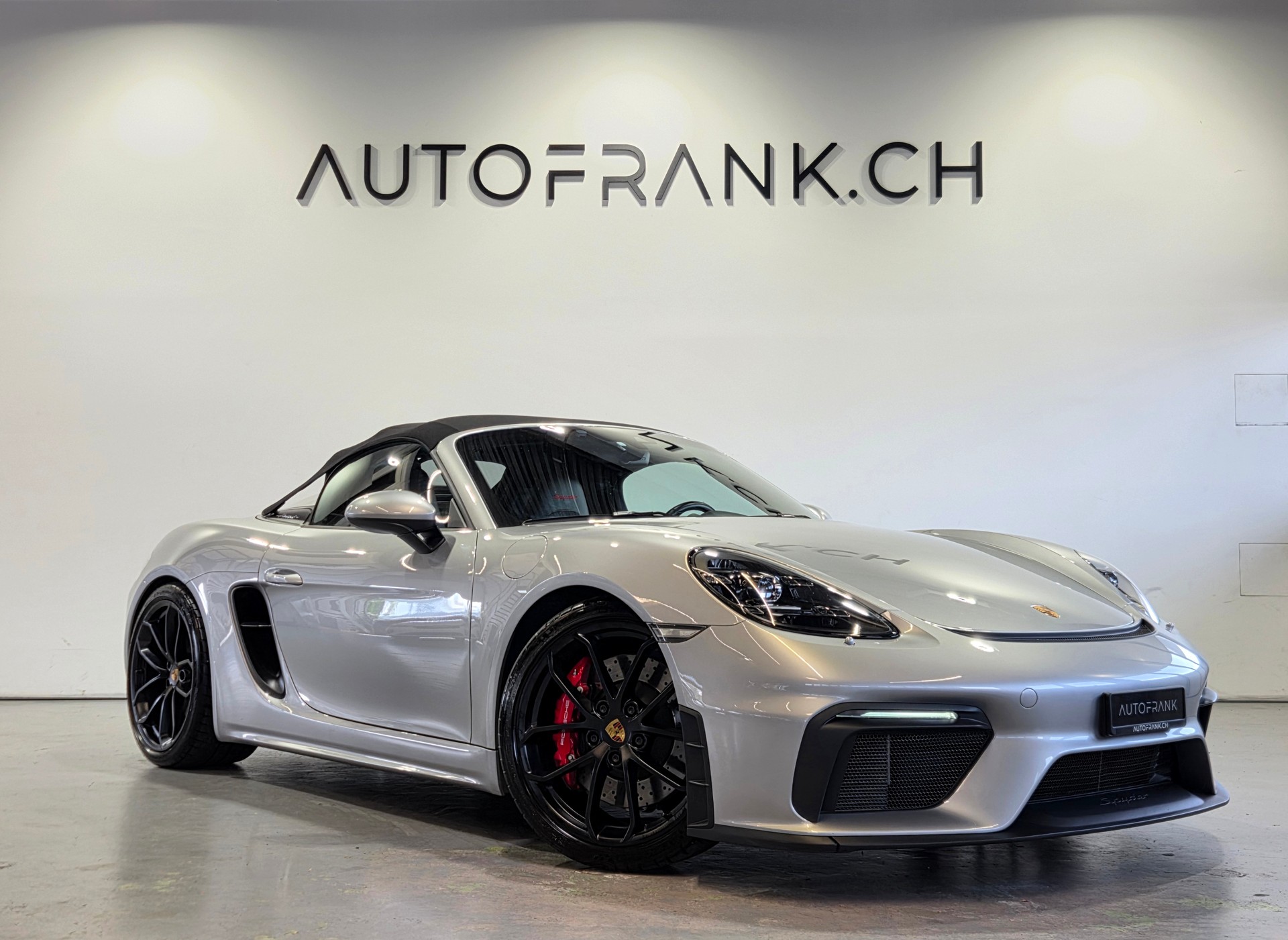 PORSCHE Boxster 718 4.0 Spyder PDK-showroom-element-2