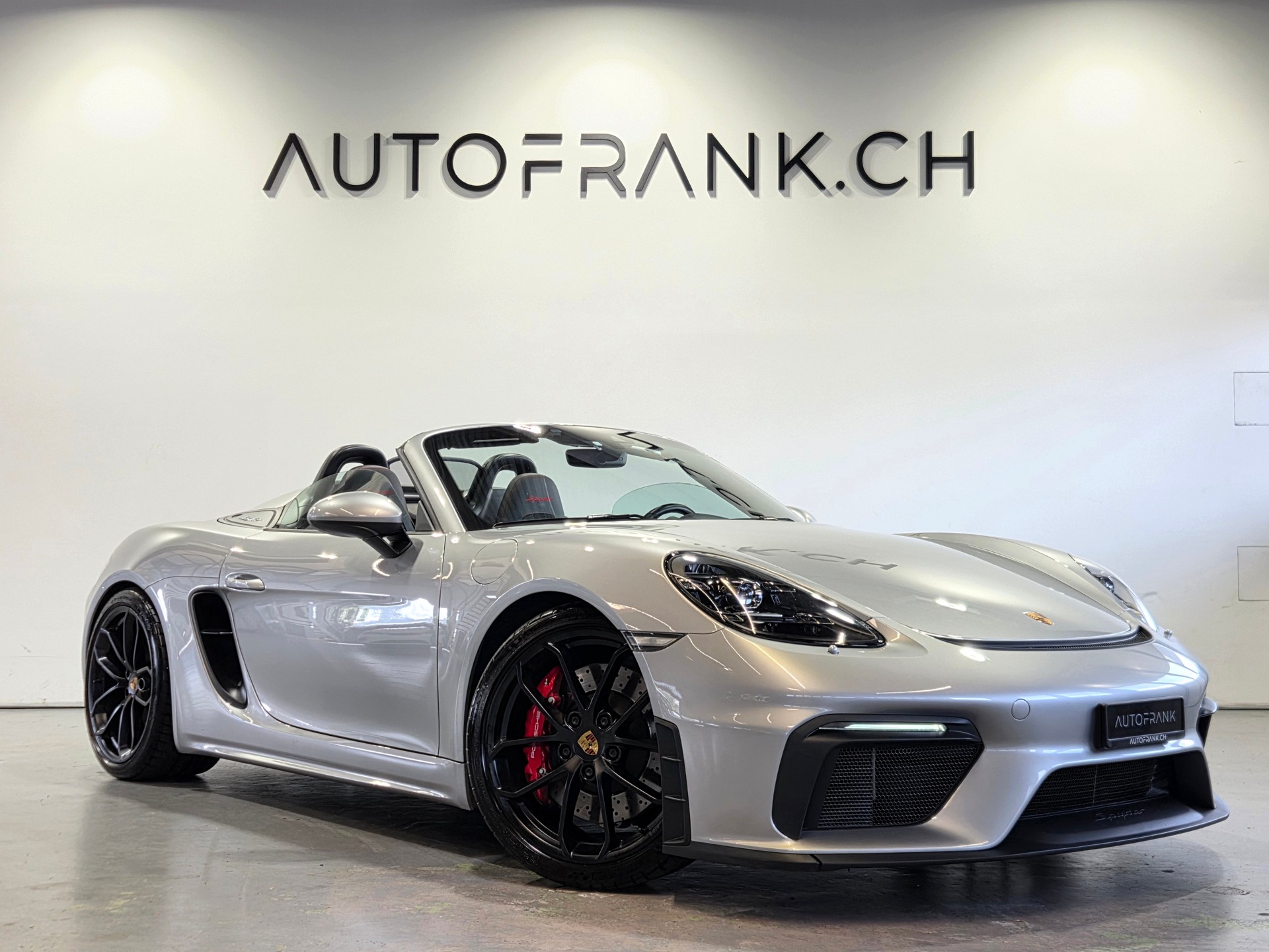 PORSCHE Boxster 718 4.0 Spyder PDK-showroom-element-1