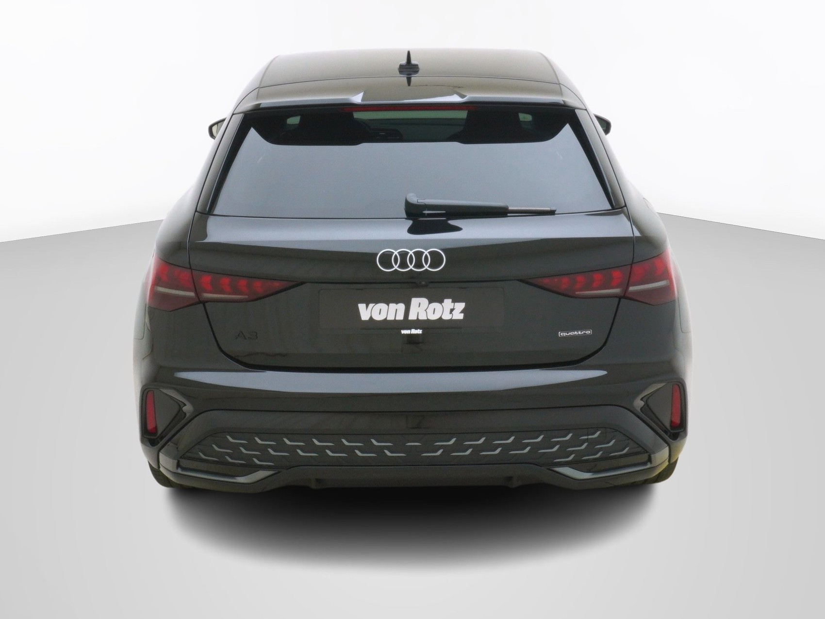 AUDI A3 Sportback 2.0 40 TFSI S Line quattro S-Tronic-showroom-element-2