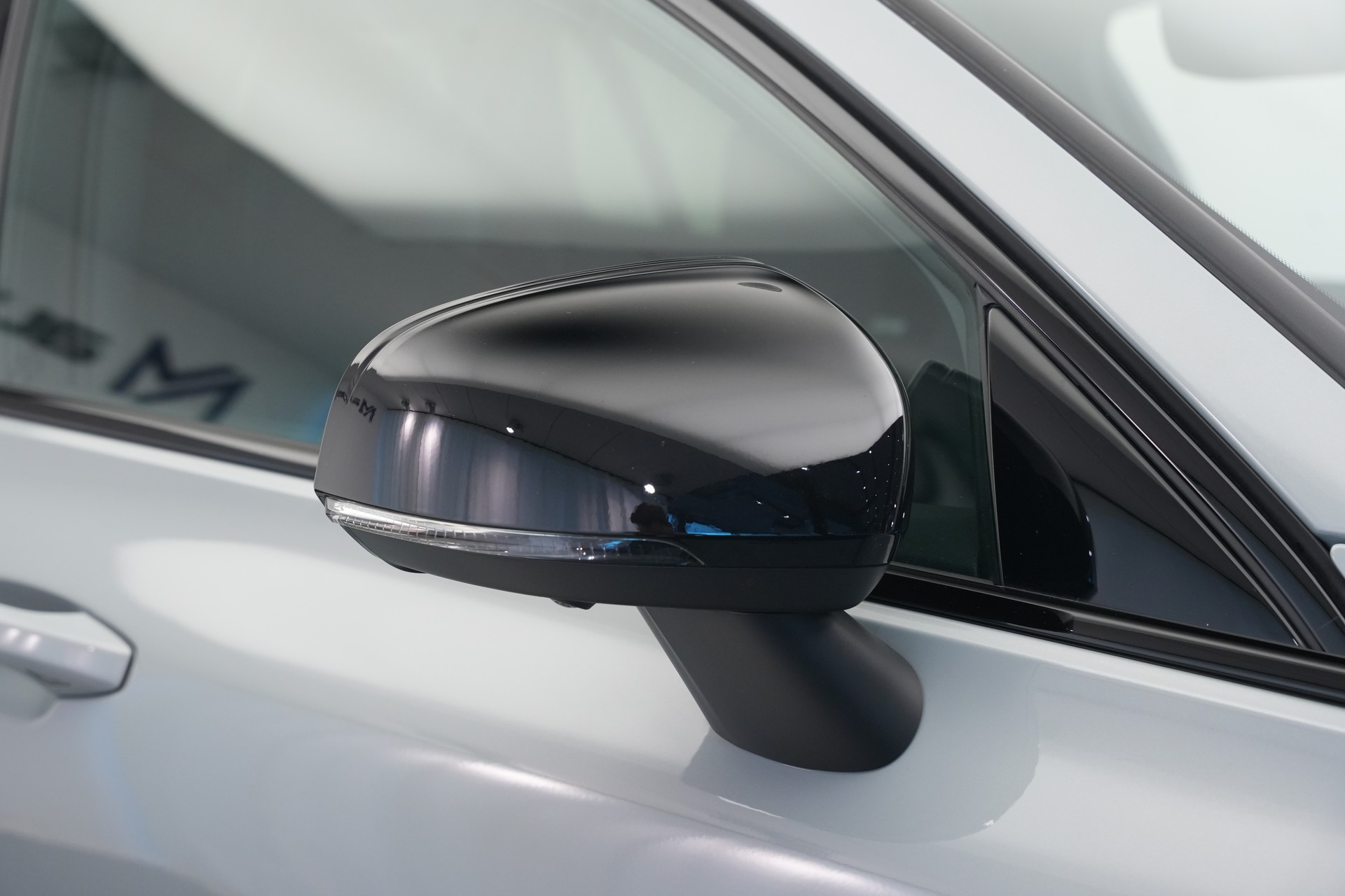 VOLVO V60 T8 eAWD Plug in Hybrid Ultra Dark Geartronic-image-43