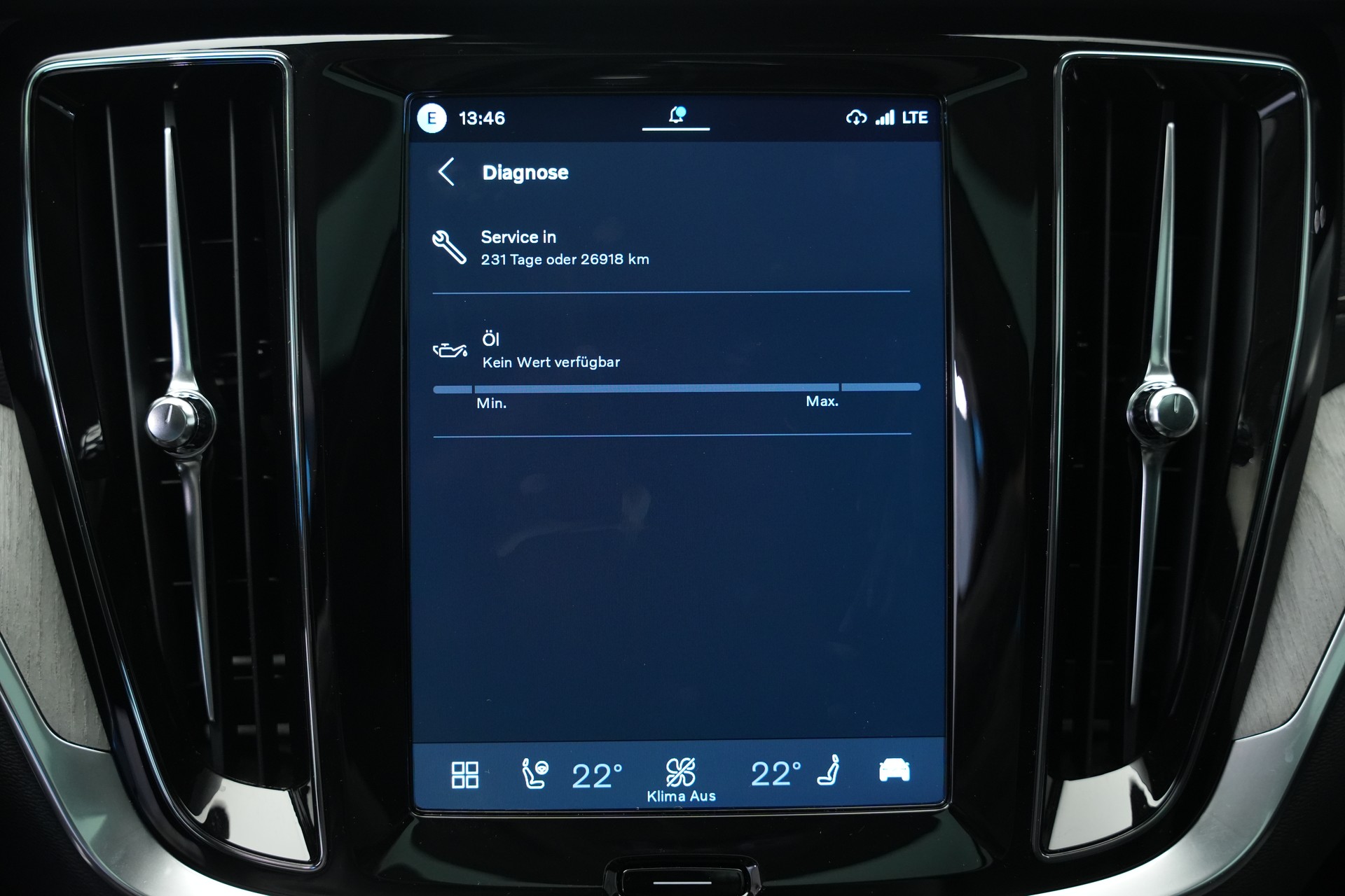 VOLVO V60 T8 eAWD Plug in Hybrid Ultra Dark Geartronic-image-32