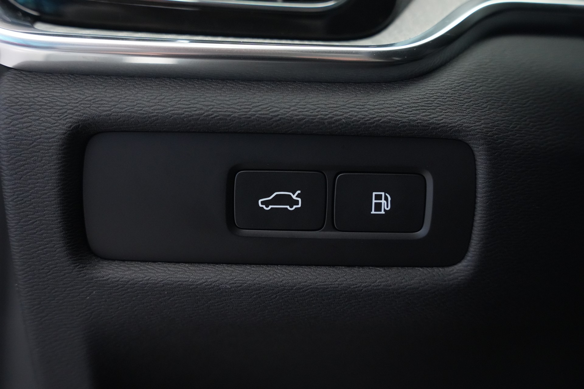 VOLVO V60 T8 eAWD Plug in Hybrid Ultra Dark Geartronic-image-25