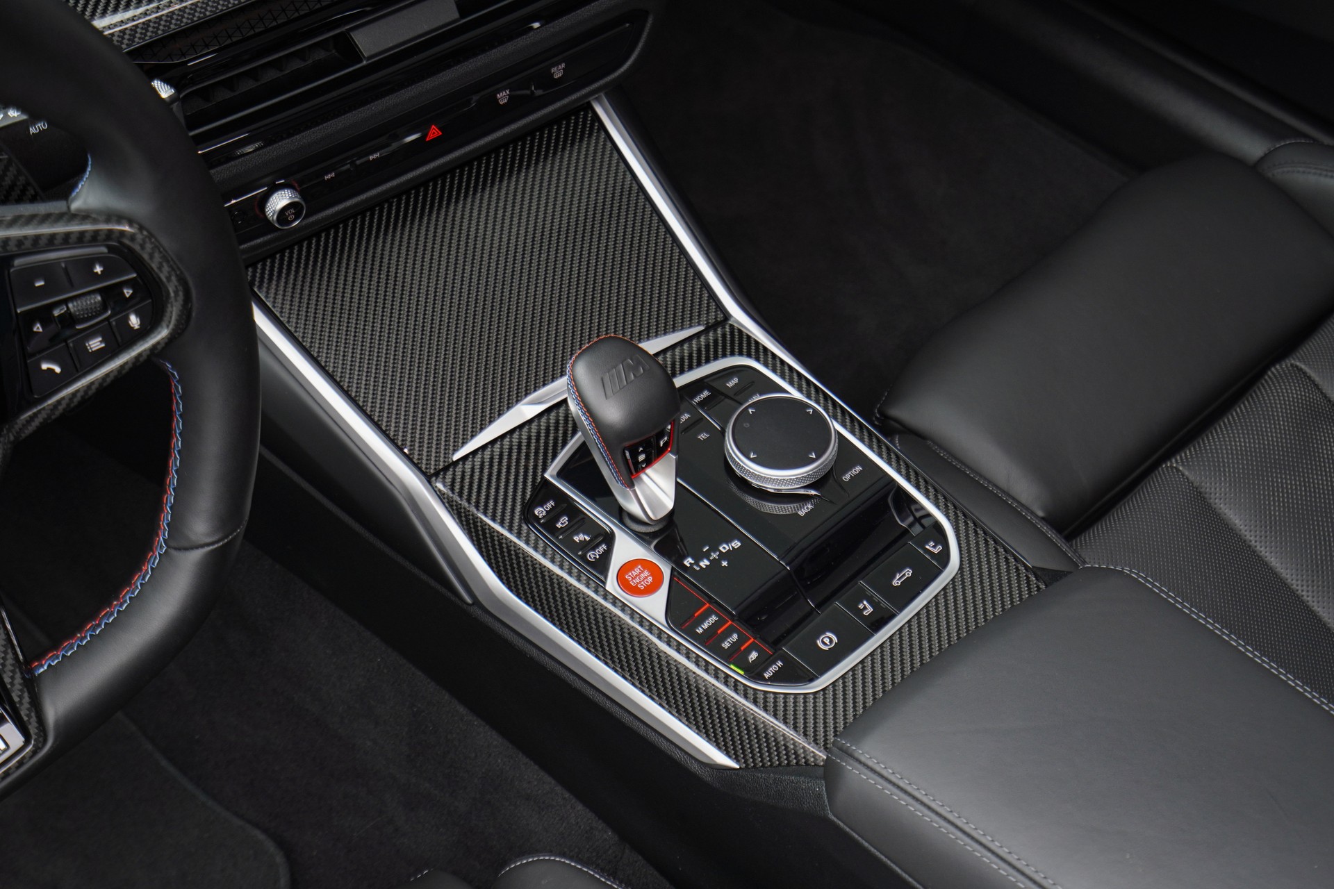 BMW M4 Cabrio Competition M xDrive / HR/ Distanzscheiben /-image-19
