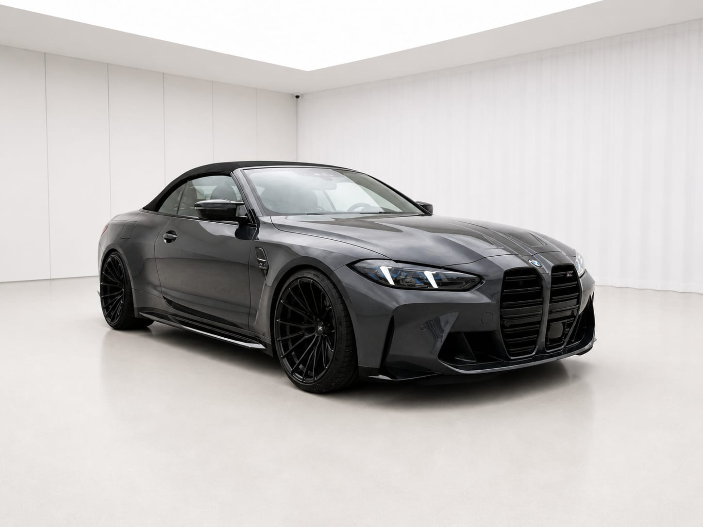 BMW M4 Cabrio Competition M xDrive / HR/ Distanzscheiben /-showroom-element-1
