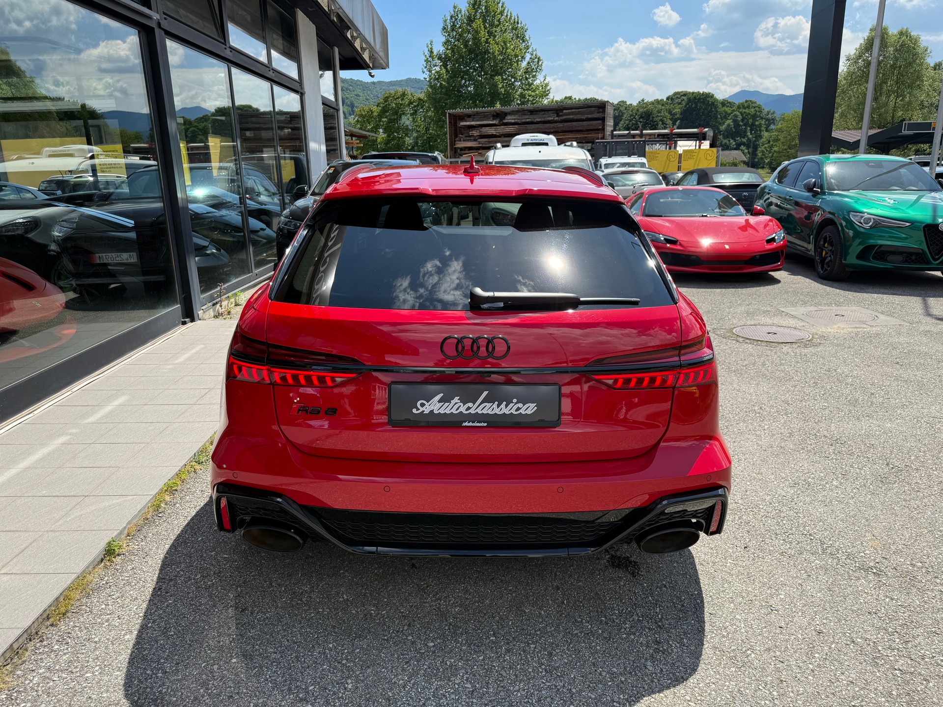 AUDI RS6 Avant 4.0 TFSI V8 quattro-showroom-element-2