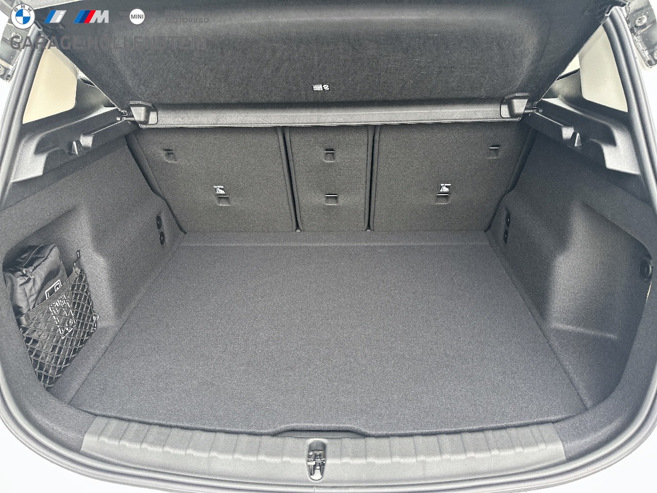 BMW 220i Active Tourer-image-14