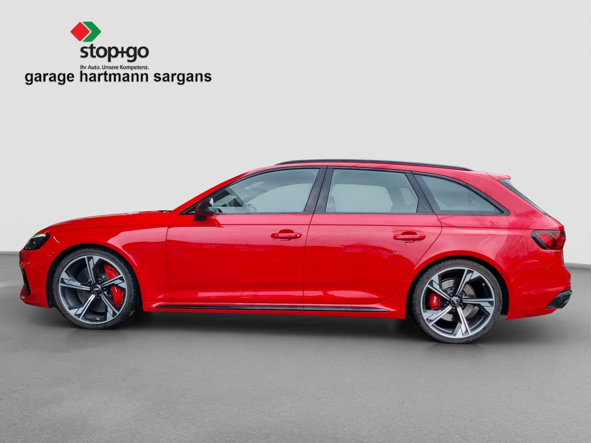 AUDI RS4 Avant quattro tiptronic-image-5