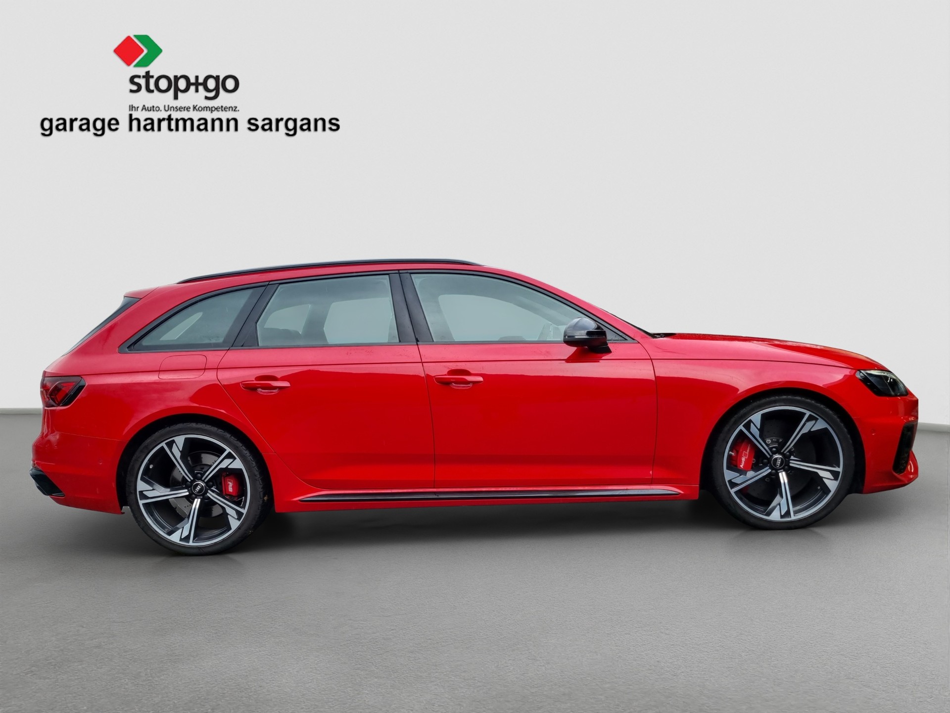 AUDI RS4 Avant quattro tiptronic-image-4