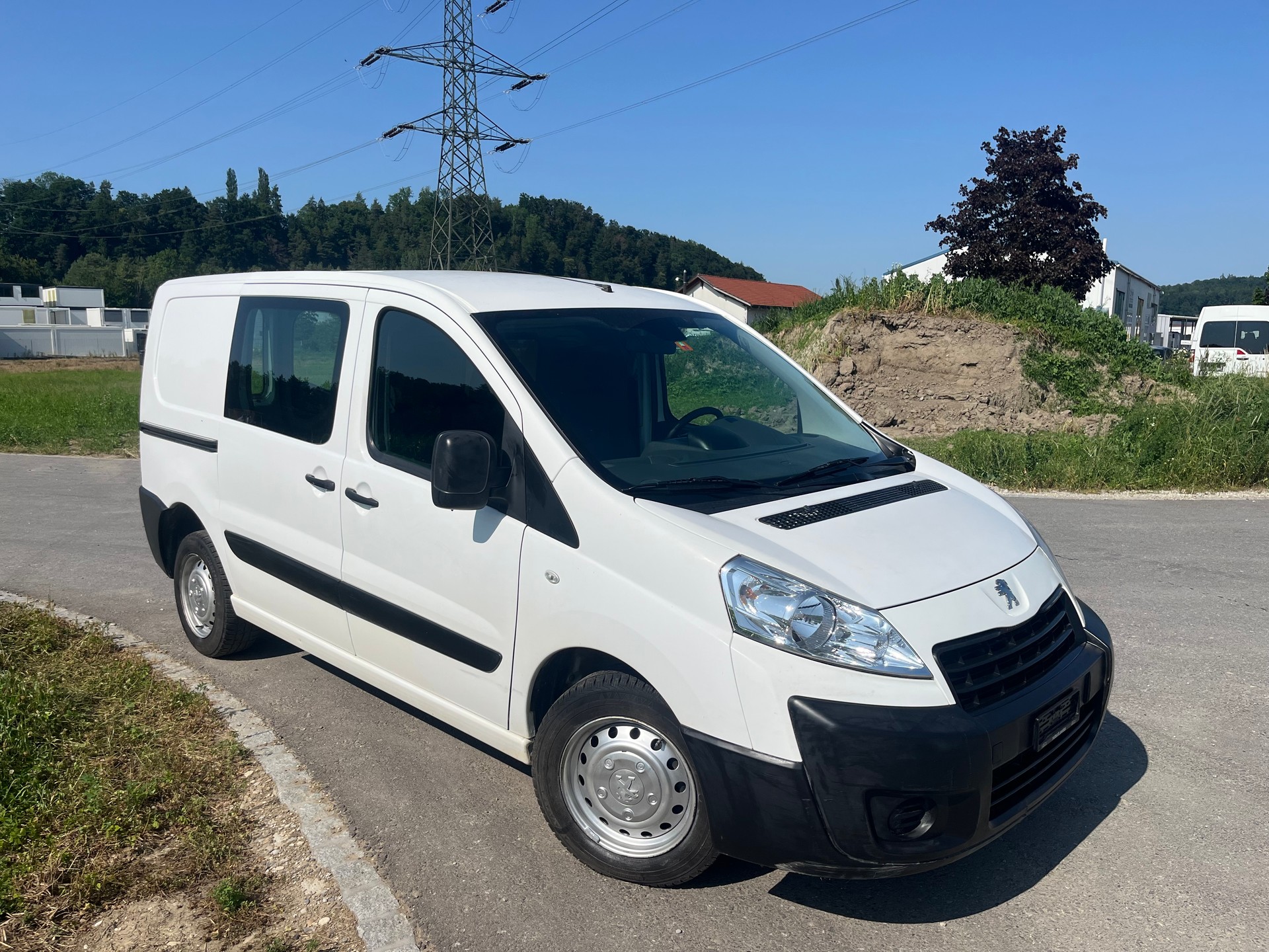 PEUGEOT Expert 1.6 HDi 227 L1H1-image-1