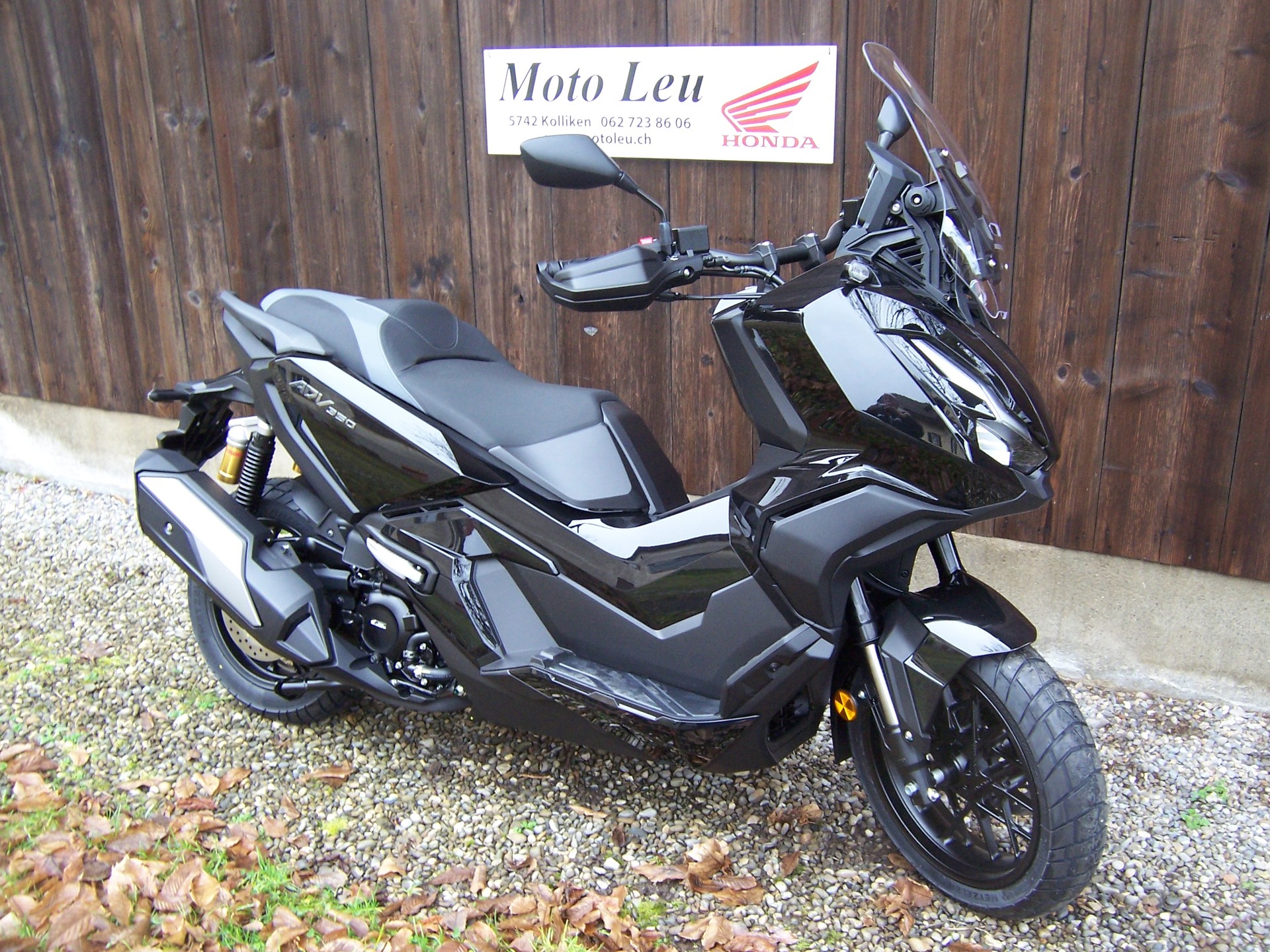 HONDA ADV 350-image-1