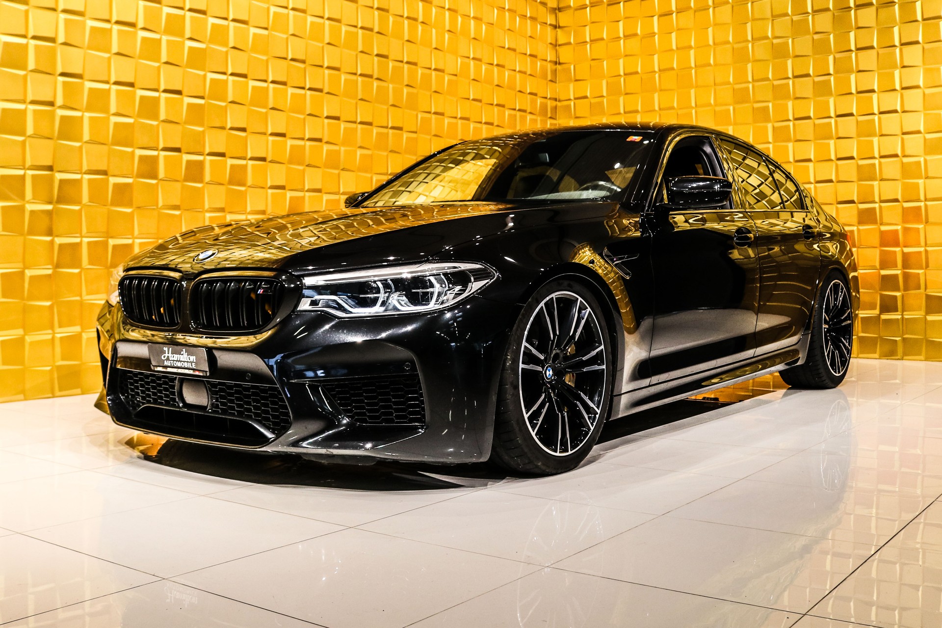 BMW M5 F90 xDrive Drivelogic REMUS-showroom-element-3