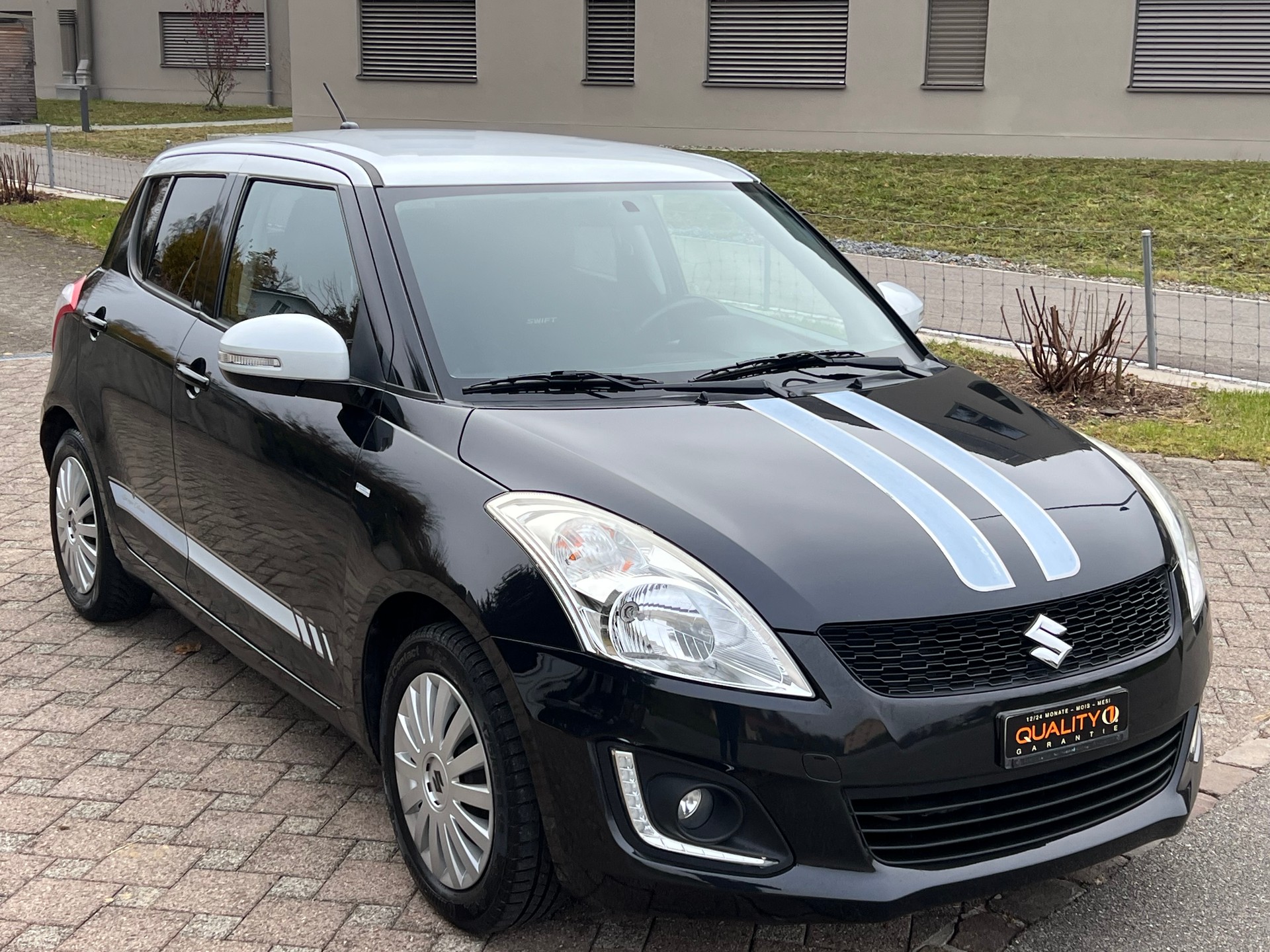 SUZUKI Swift 1.2i 16V GL Sergio Cellano-image-1
