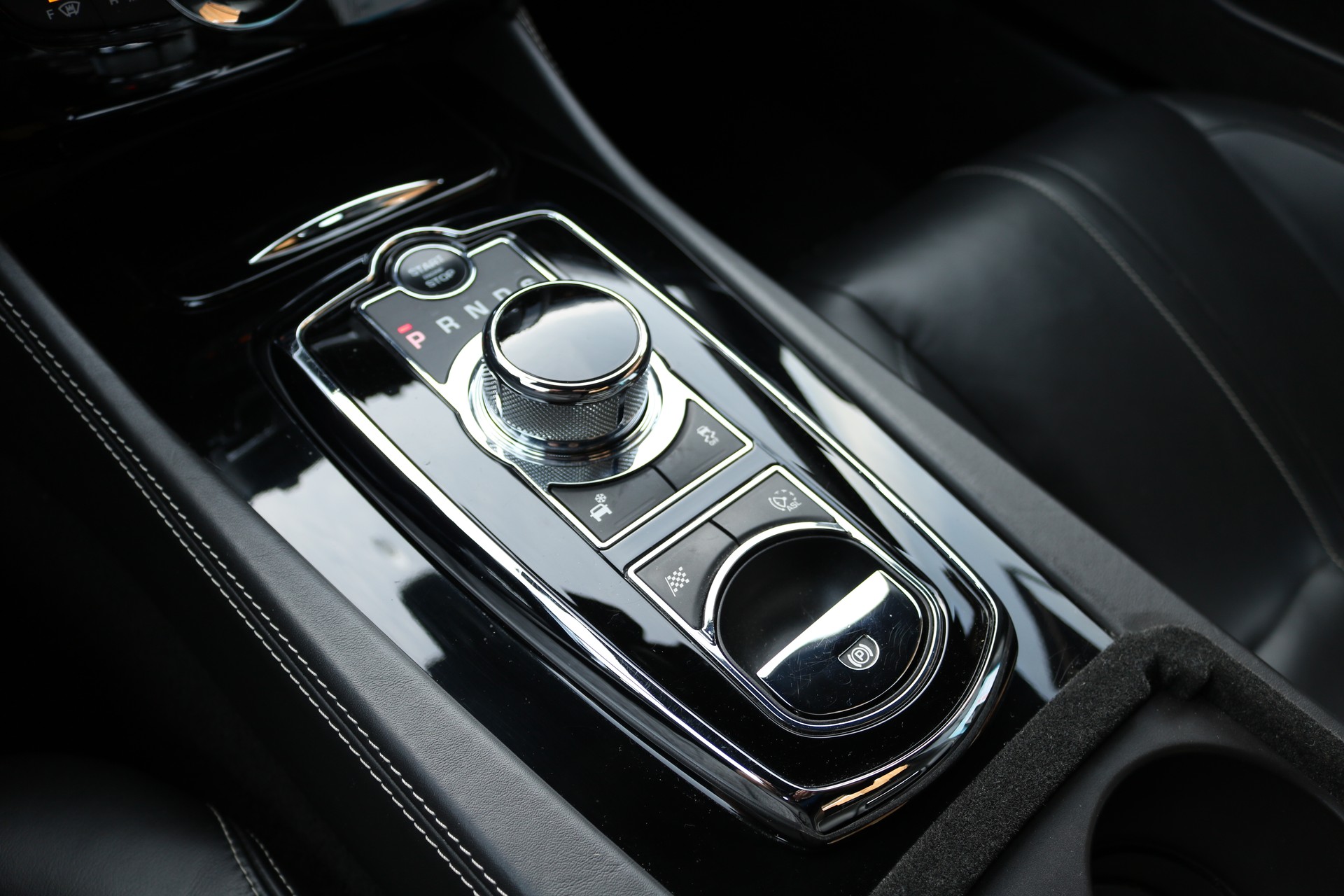 JAGUAR XKR 5.0 V8 SC Special Edition Automatic-image-7