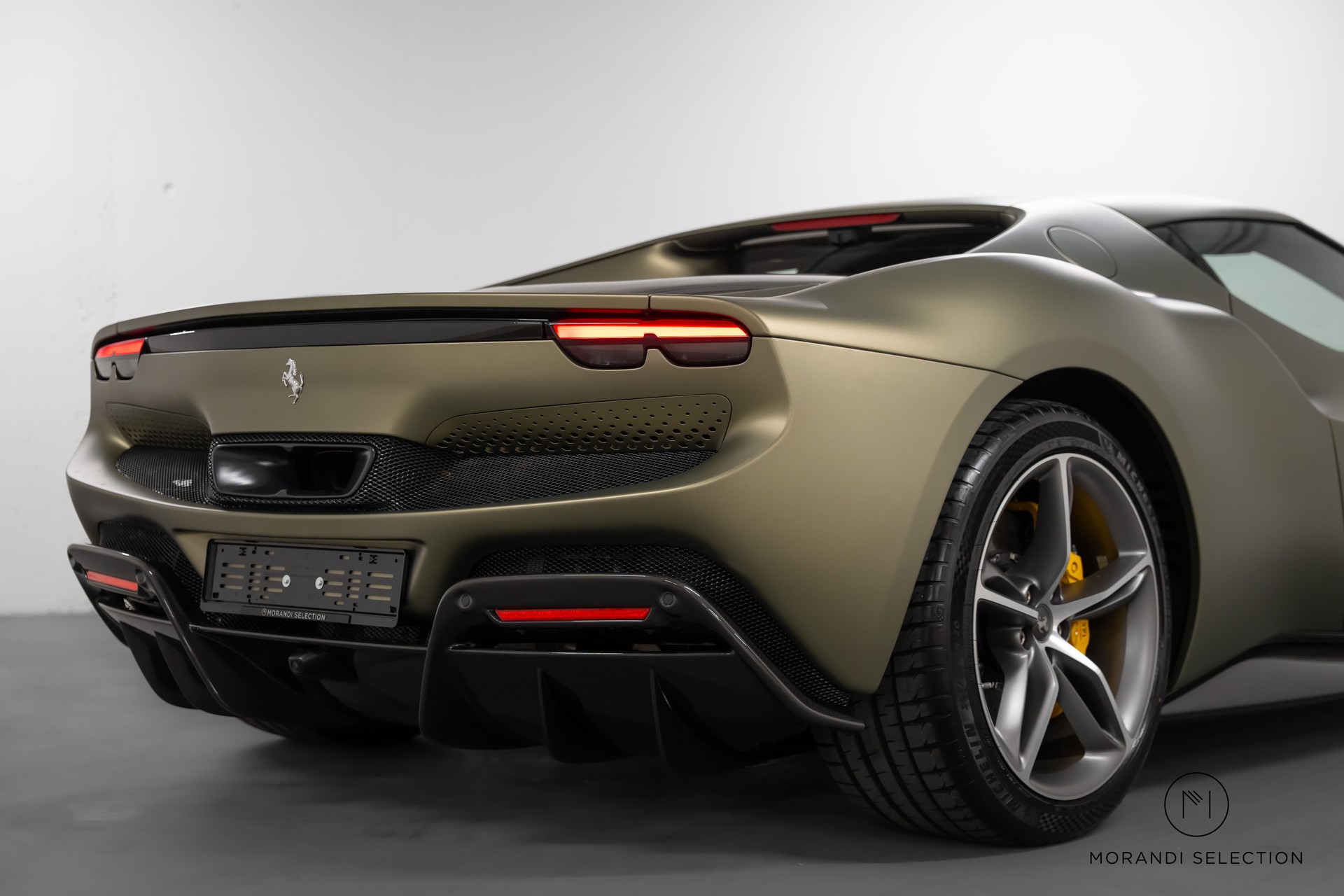 FERRARI 296 GTB 3.0 Turbo-image-4