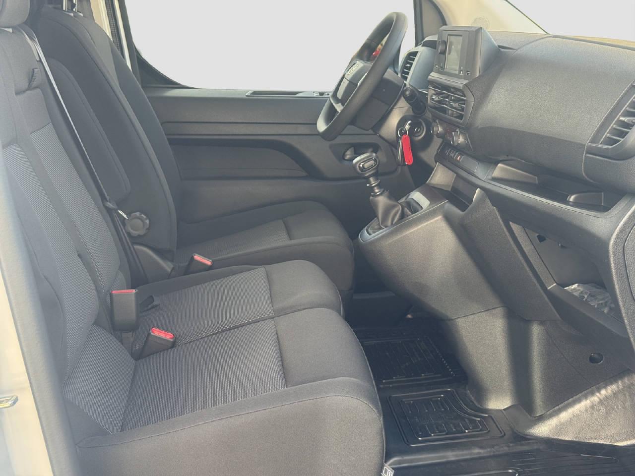 TOYOTA PROACE Van L1 1.5 D Active-image-15