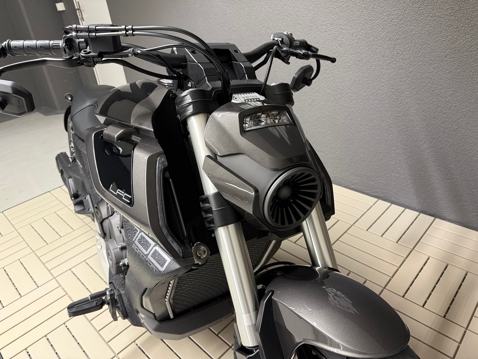 BENDA LFC 700 PRO-image-7