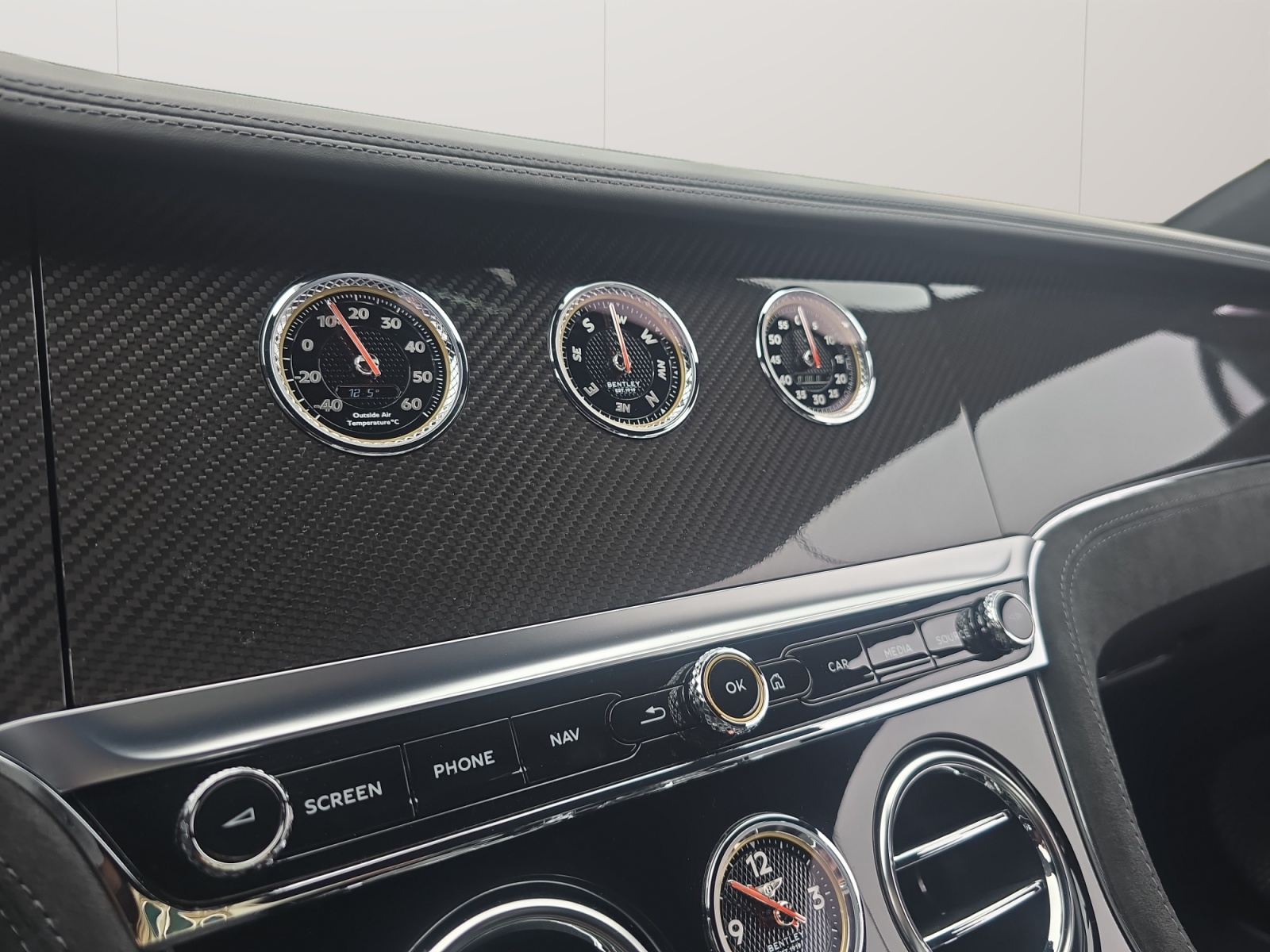 BENTLEY Continental GT 6.0 W12 Speed Keramik-Bremsen usw. aus 1. Hand-image-12