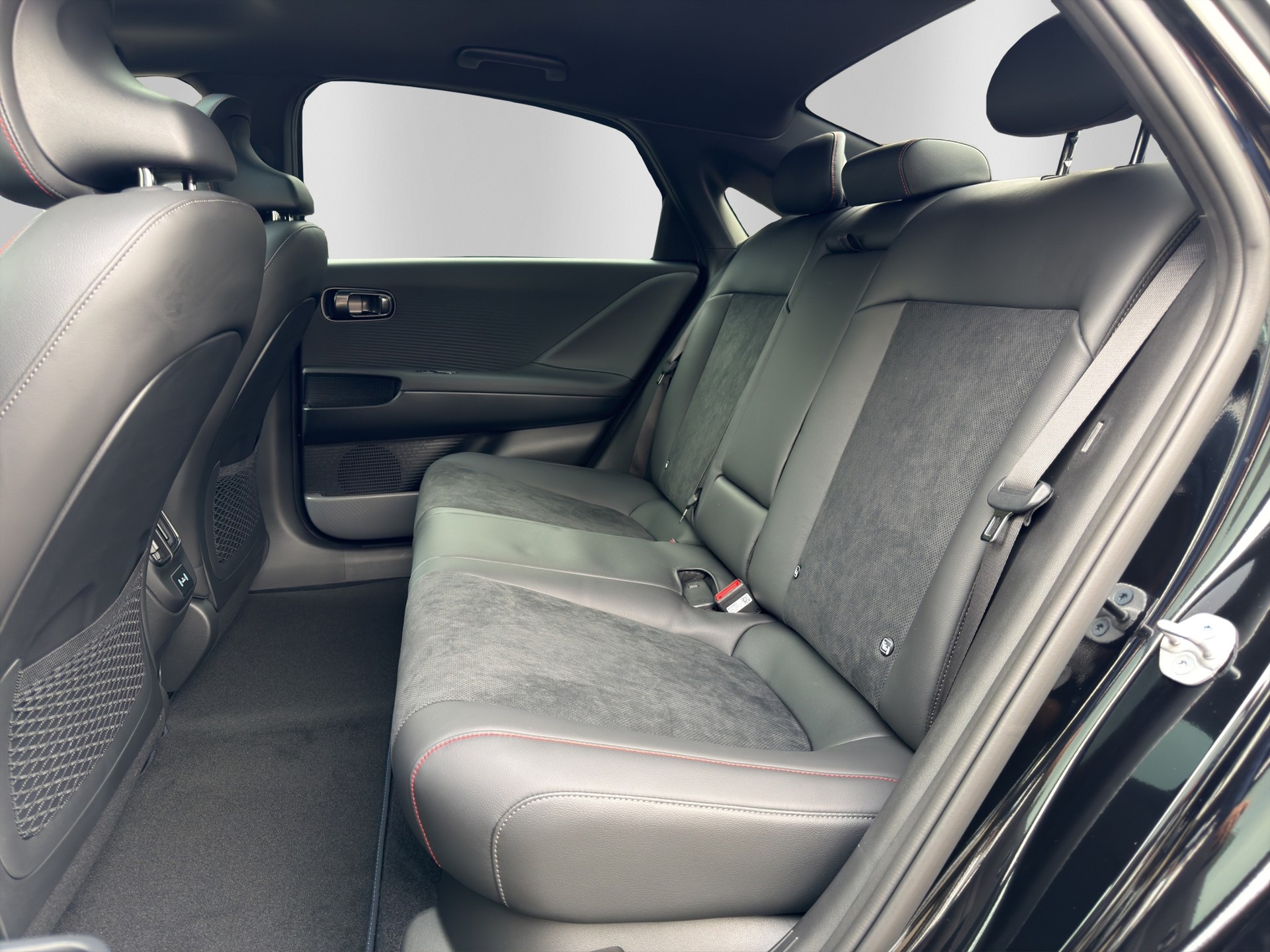 HYUNDAI Ioniq 6 84kWh N Line 4WD-image-10