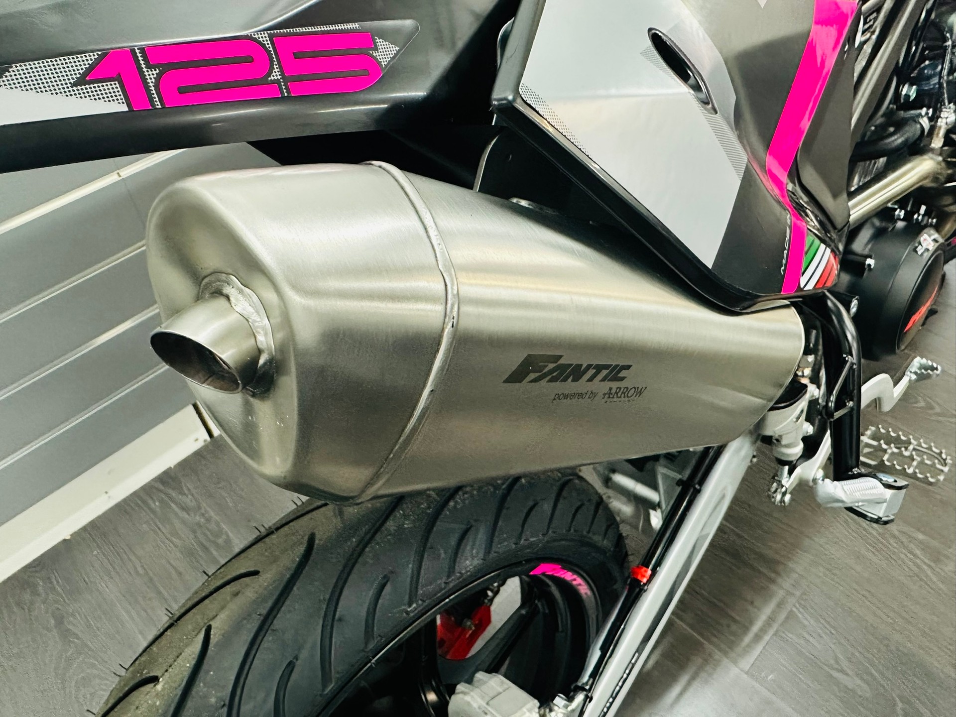 FANTIC XMF 125 Performance Motard-image-7