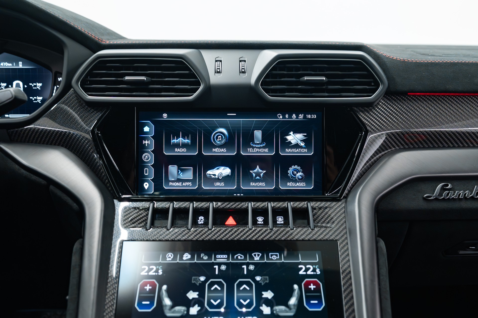 LAMBORGHINI Urus Performante "60 anniversario"-image-14