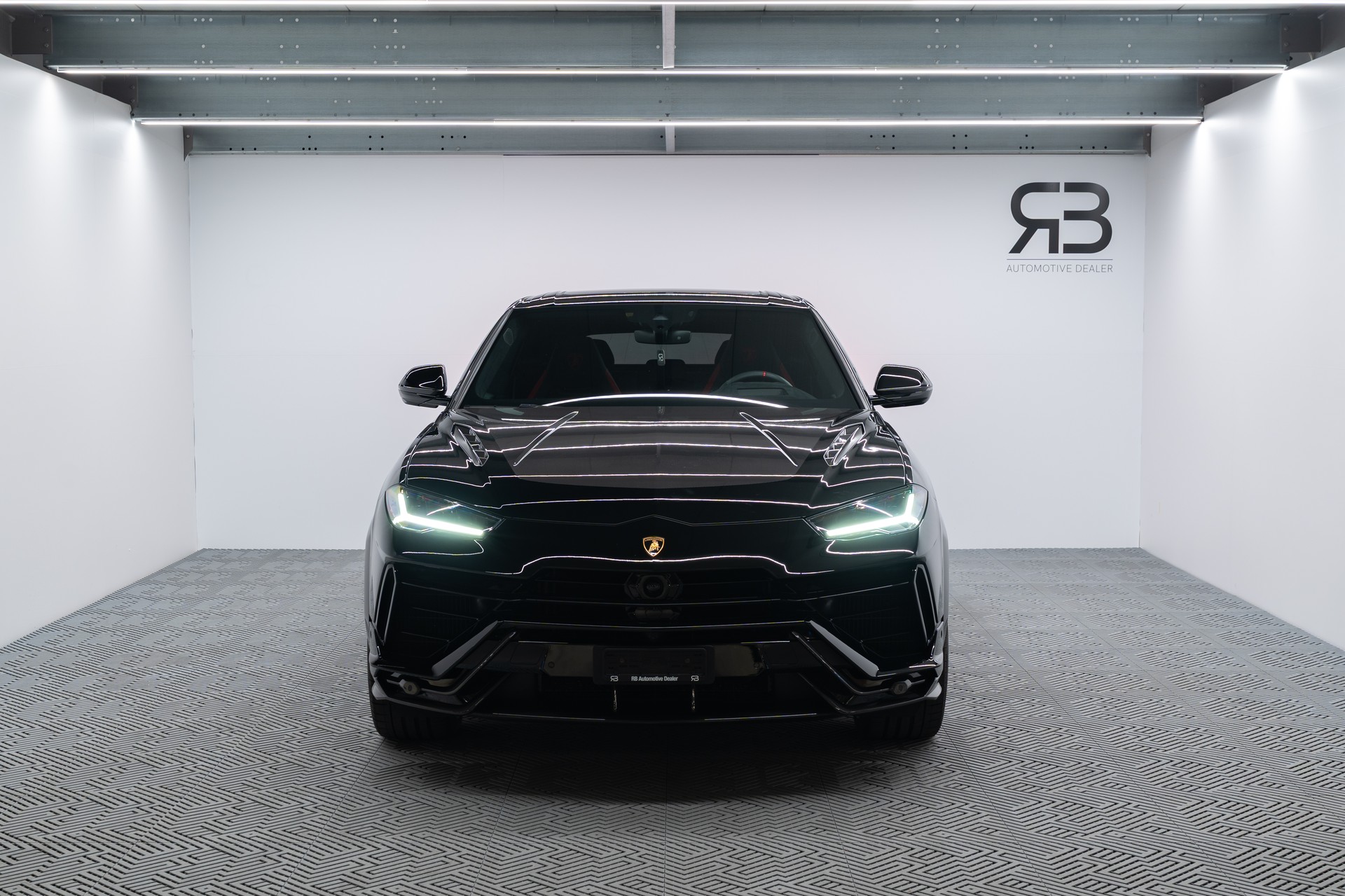 LAMBORGHINI Urus Performante "60 anniversario"-image-1