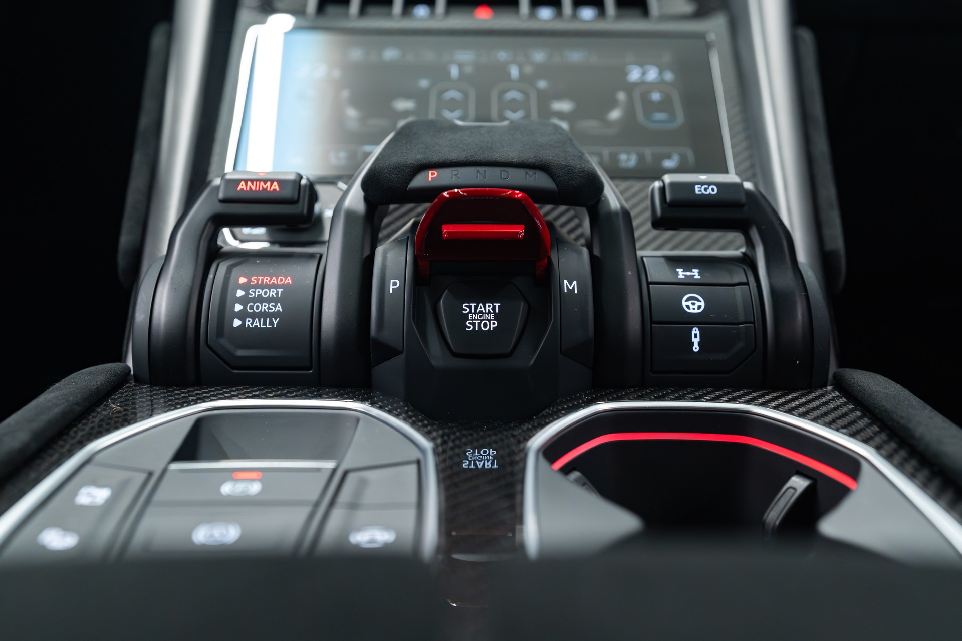LAMBORGHINI Urus Performante "60 anniversario"-image-15