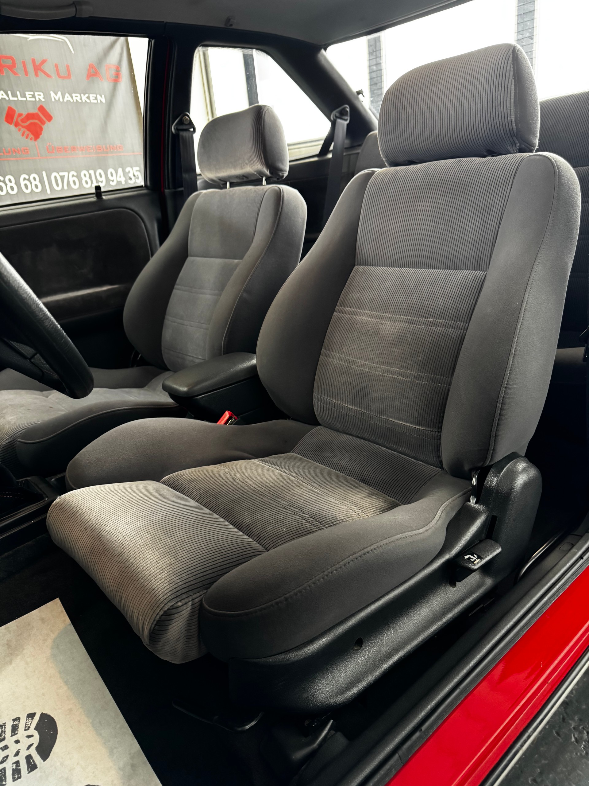 HYUNDAI Scoupe 1.5 LS (GLSi)-image-14