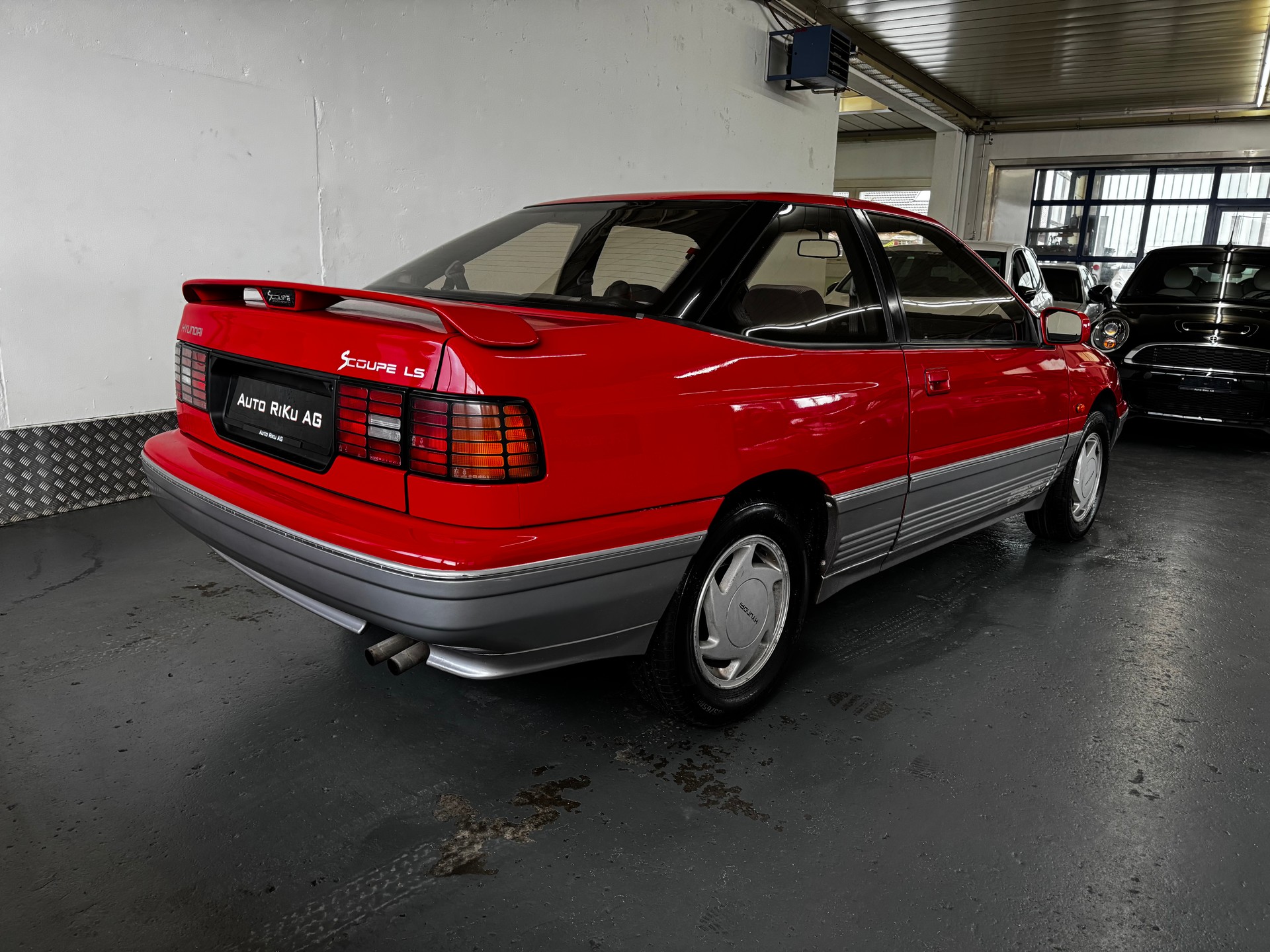 HYUNDAI Scoupe 1.5 LS (GLSi)-image-9