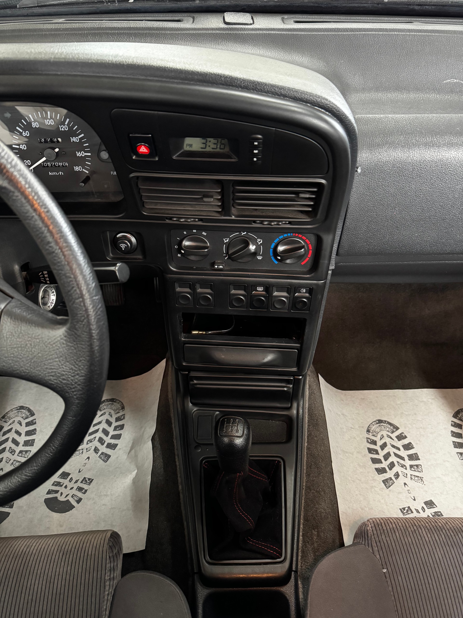 HYUNDAI Scoupe 1.5 LS (GLSi)-image-16