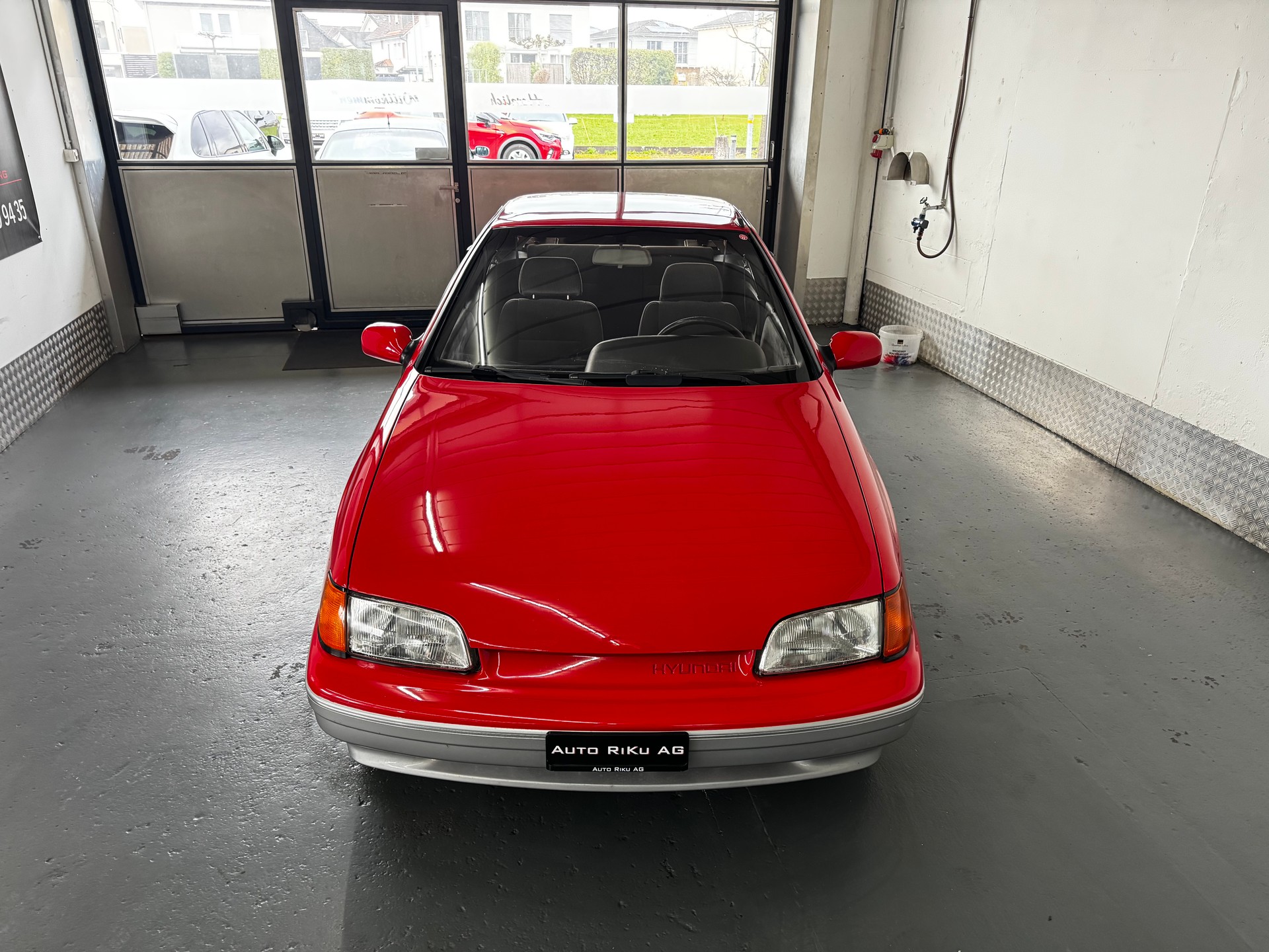 HYUNDAI Scoupe 1.5 LS (GLSi)-showroom-element-2