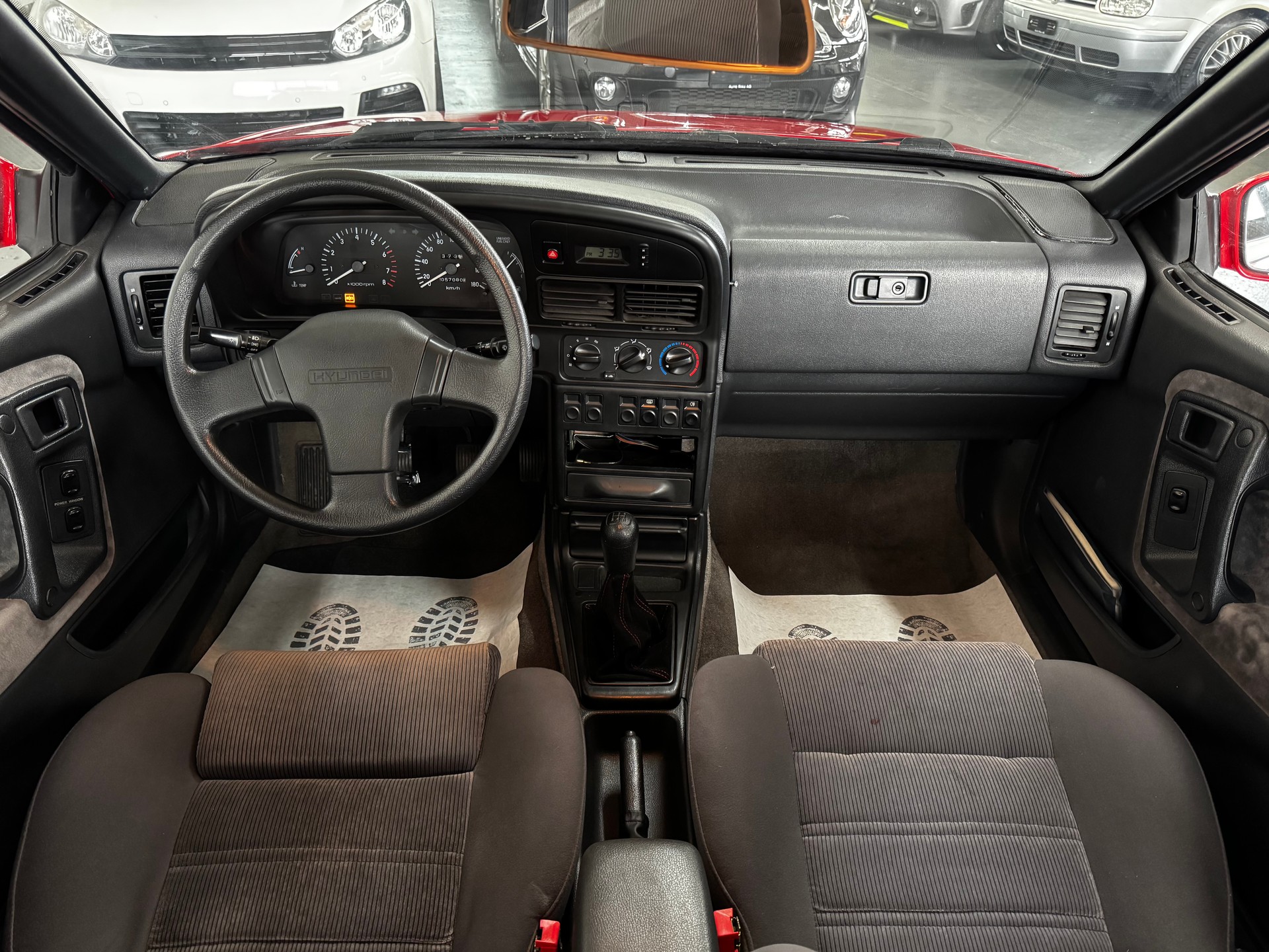 HYUNDAI Scoupe 1.5 LS (GLSi)-image-15
