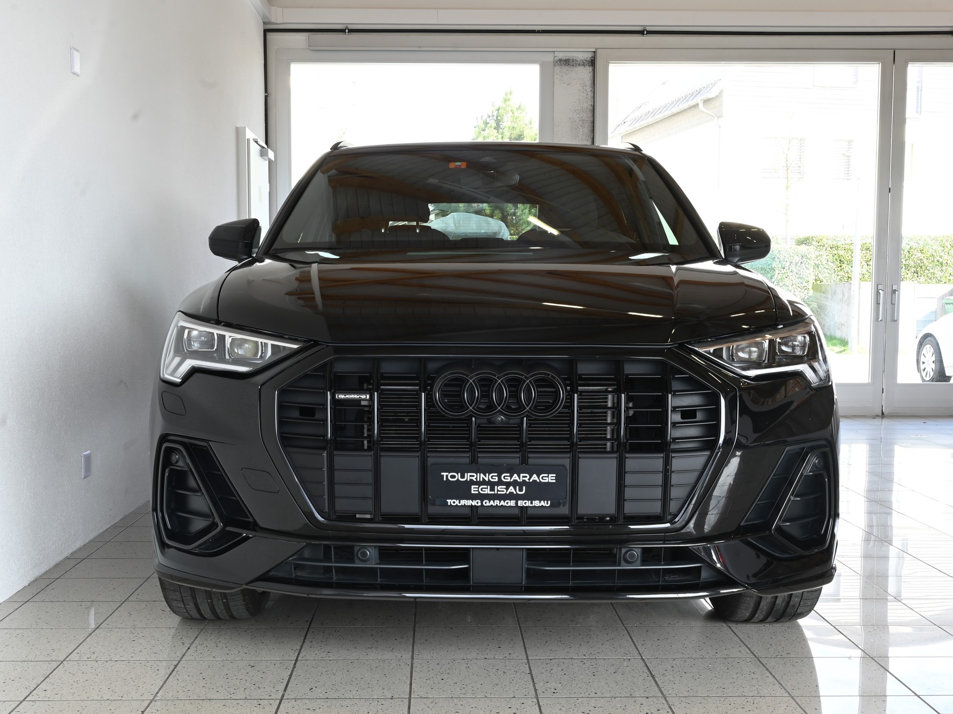 AUDI Q3 2.0 45 TFSI S line quattro S-Tronic-showroom-element-2