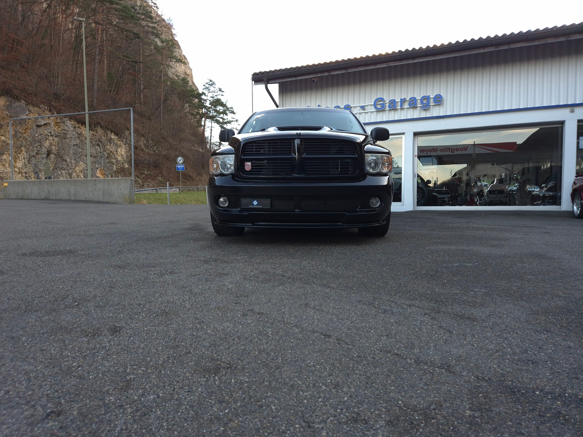 DODGE Ram 1500 SRT-10-image-4