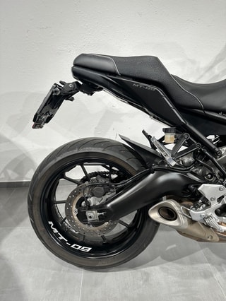 YAMAHA MT-09 ABS-image-13