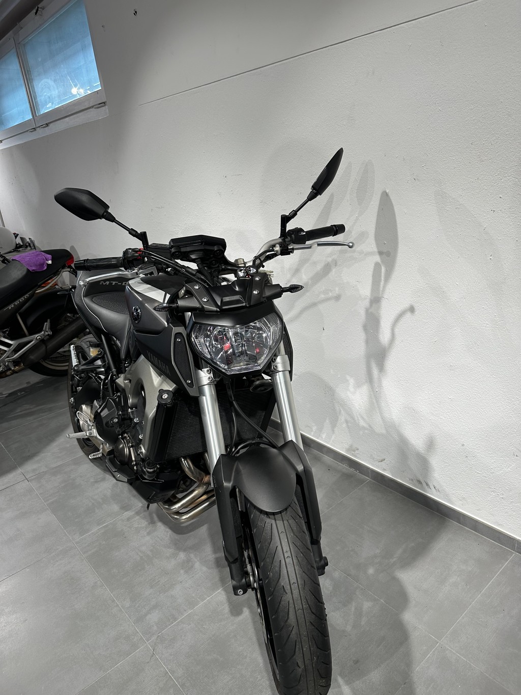 YAMAHA MT-09 ABS-image-1