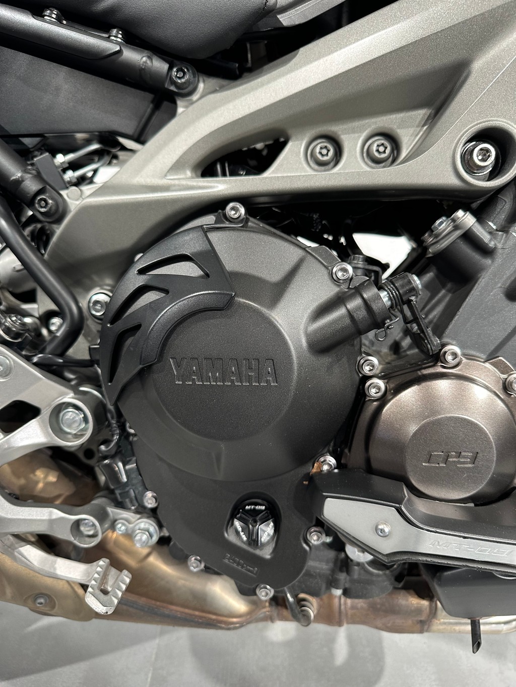 YAMAHA MT-09 ABS-image-8